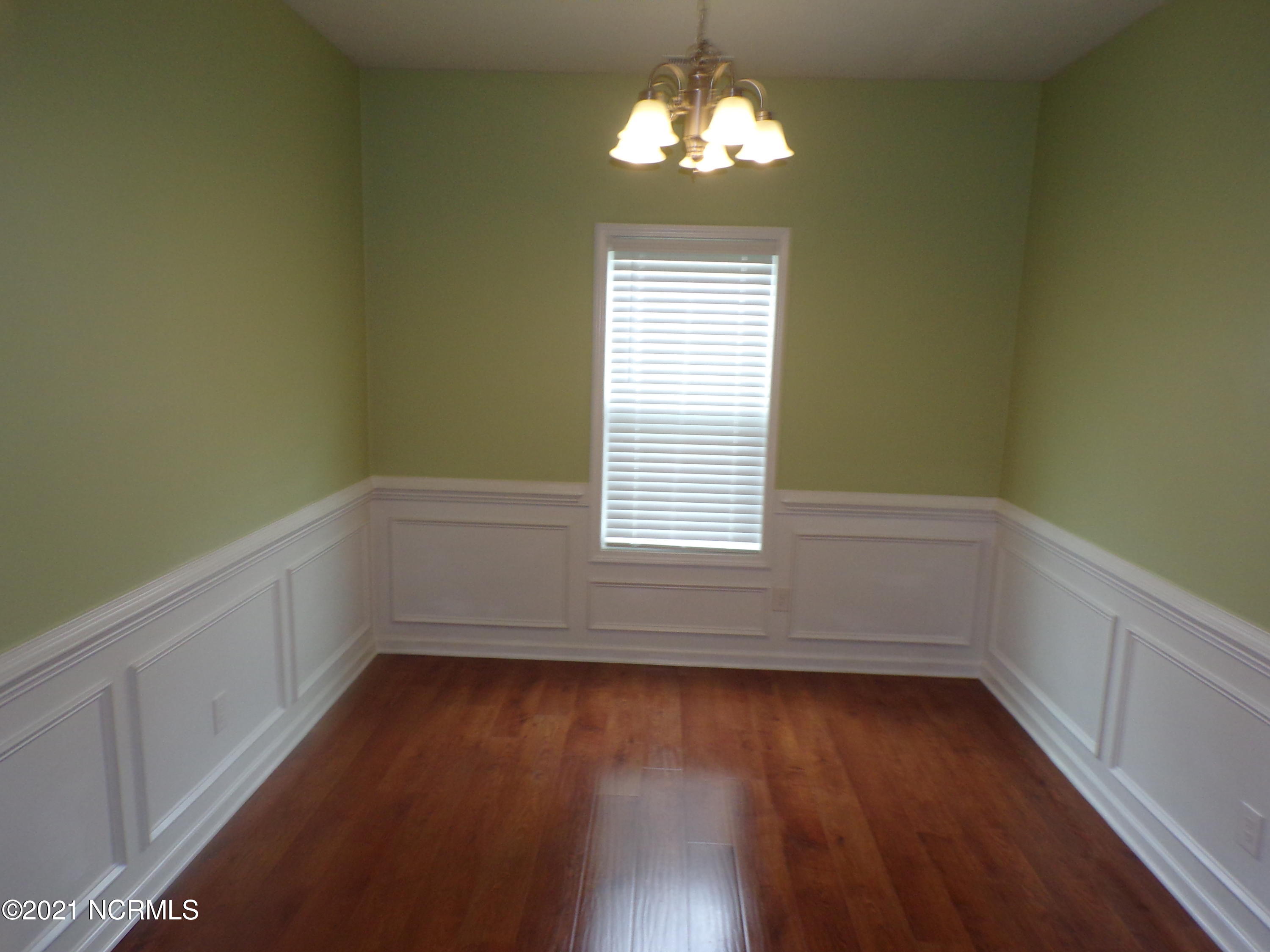 100559579 | Photo 10