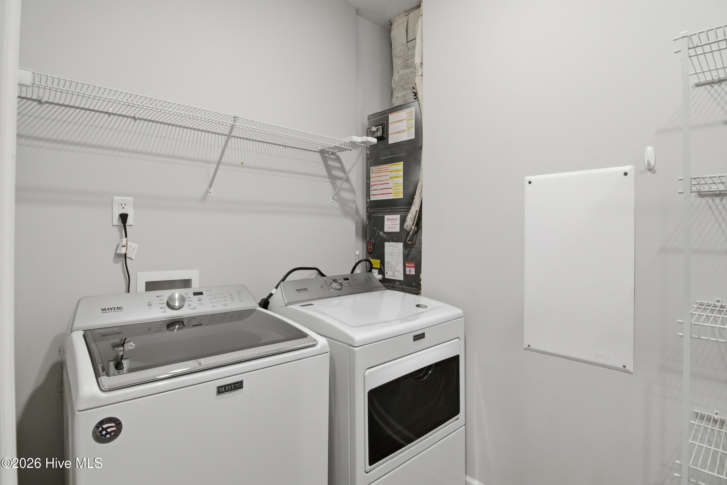 100552739 | Photo 28