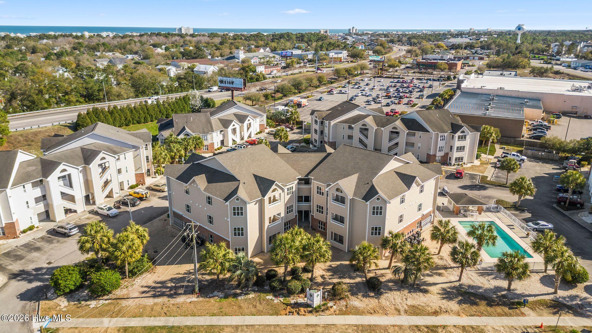 100565628 | Photo 39