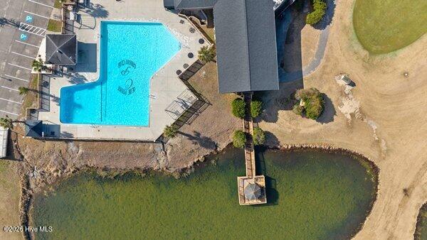 100556349 | Photo 49