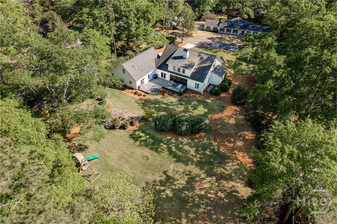 385 Woodward Way