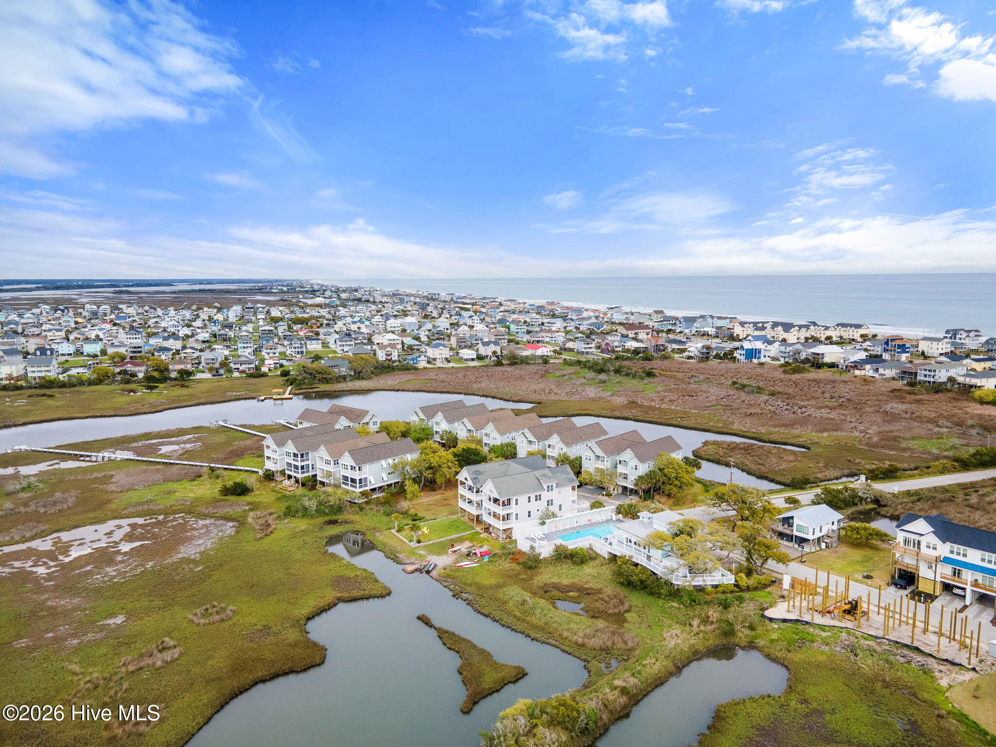 100566136 | Photo 96