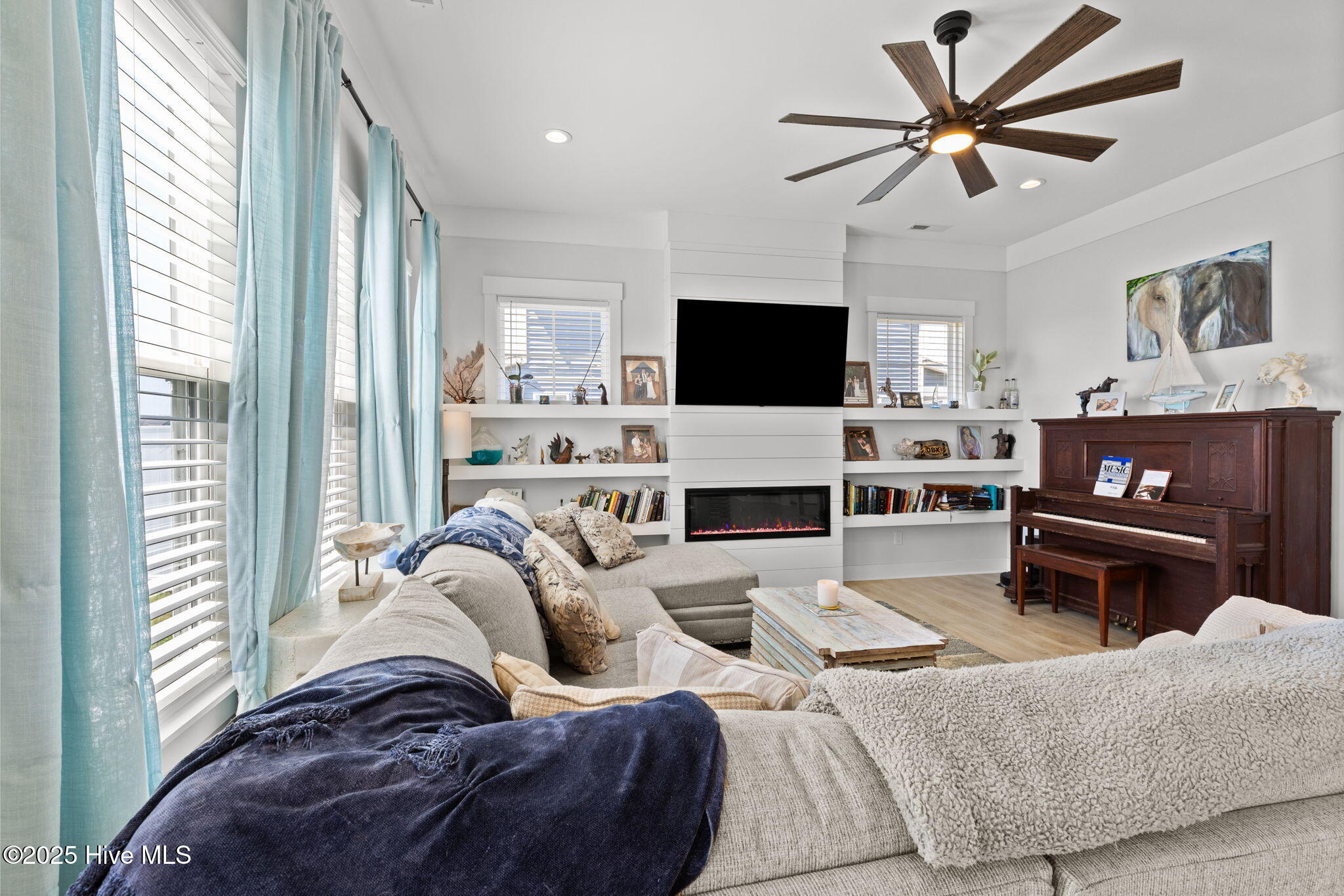 19-web-or-mls-105 Farmridge Wy, Moyock,