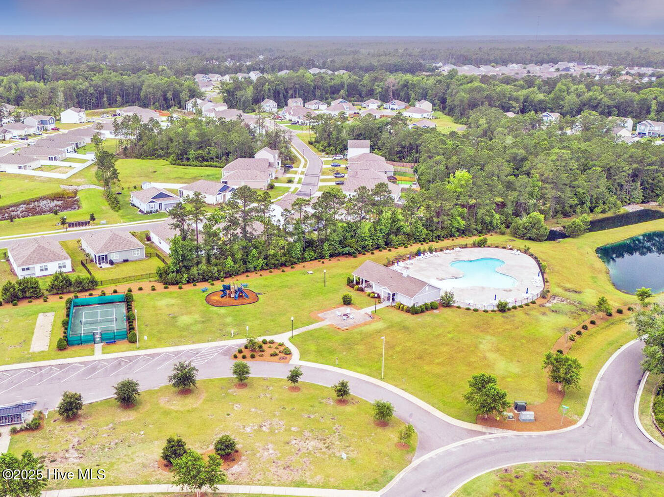 100544374 | Photo 41