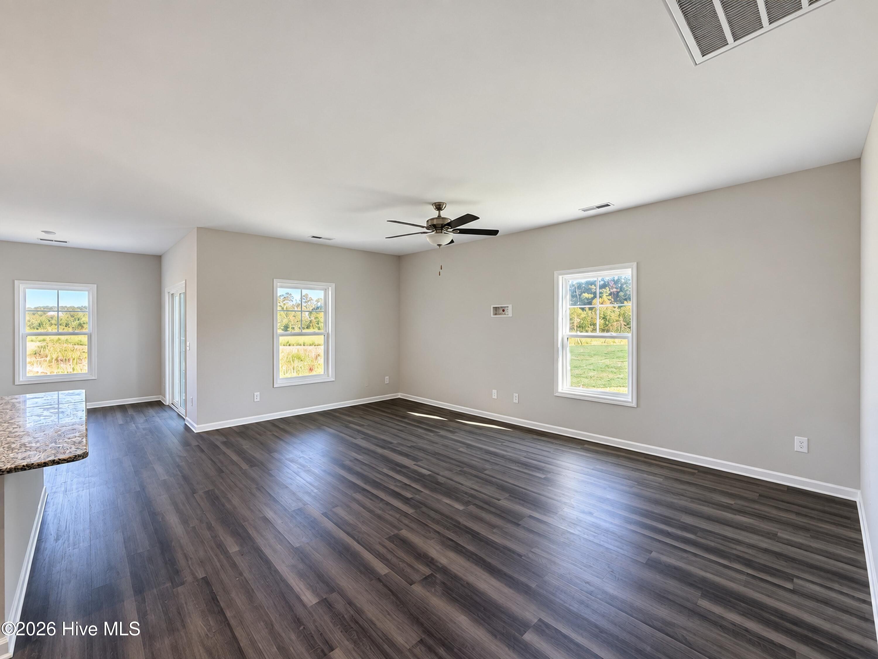 Photo 4 of Single family home for sale at 37 Fiddleneck Ct, Selma, NC 27576 | MLS# 100570663 | Listing updated on 2026-09-20