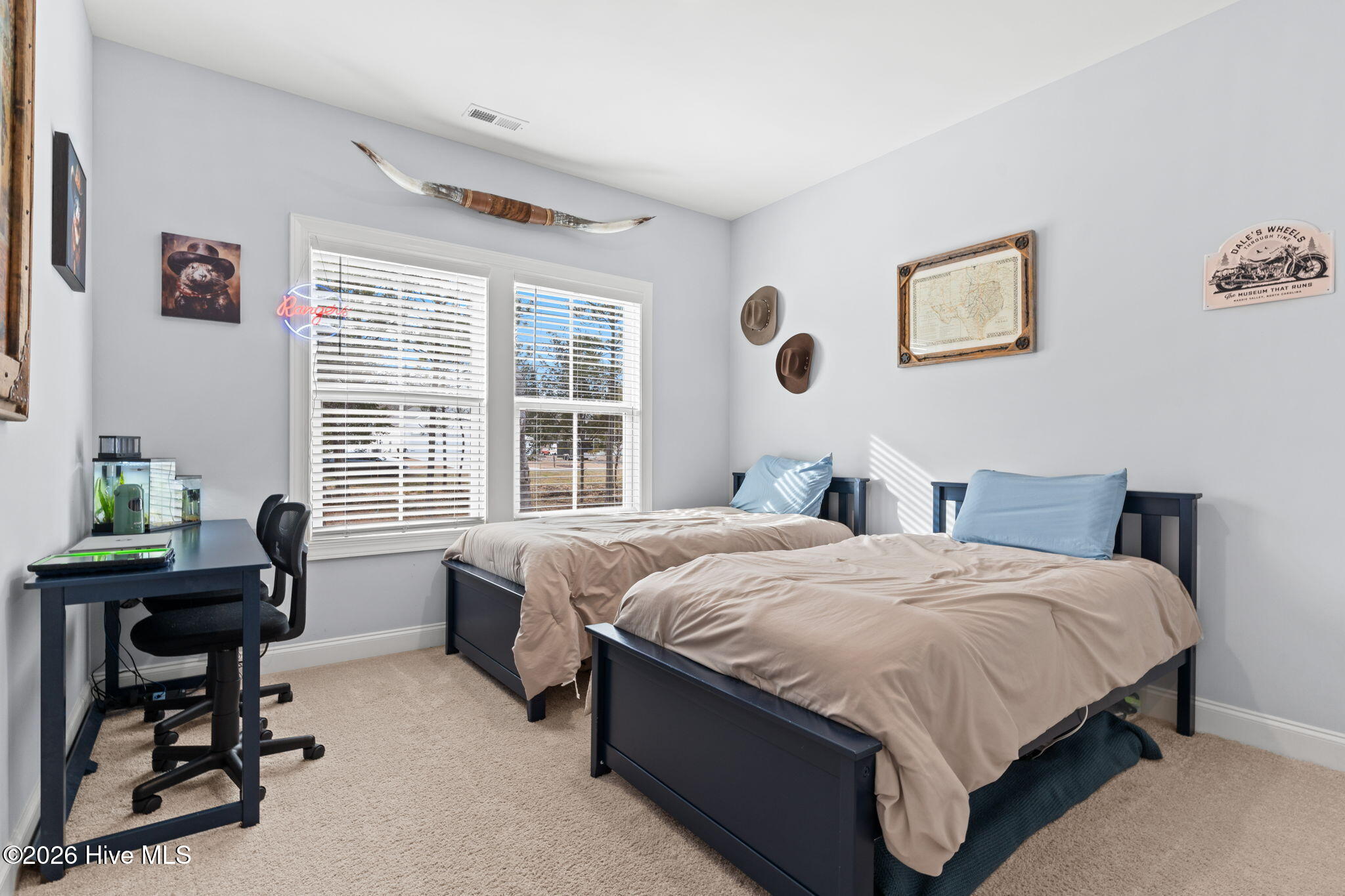 100556728 | Photo 34