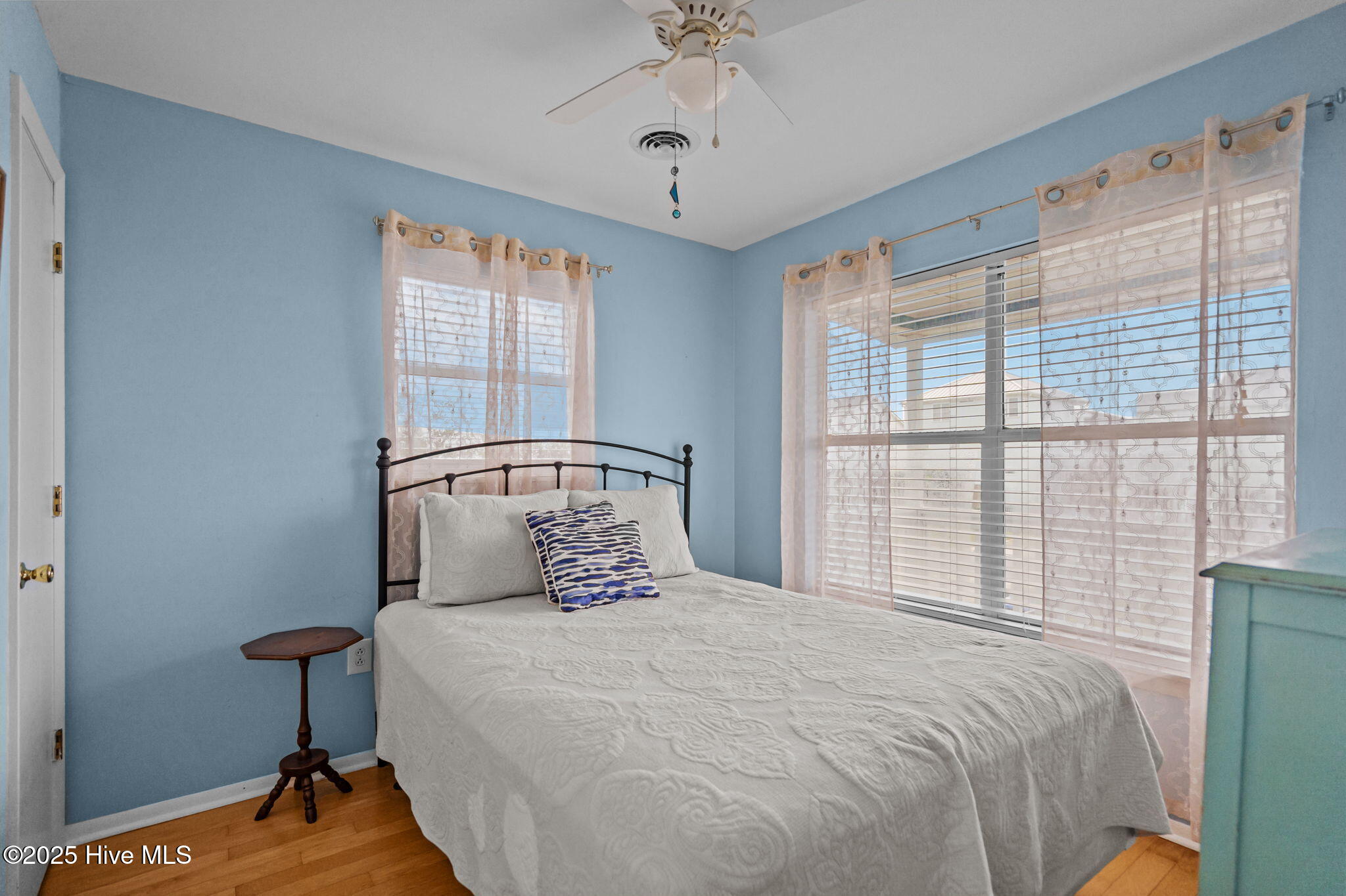 100531586 | Photo 25