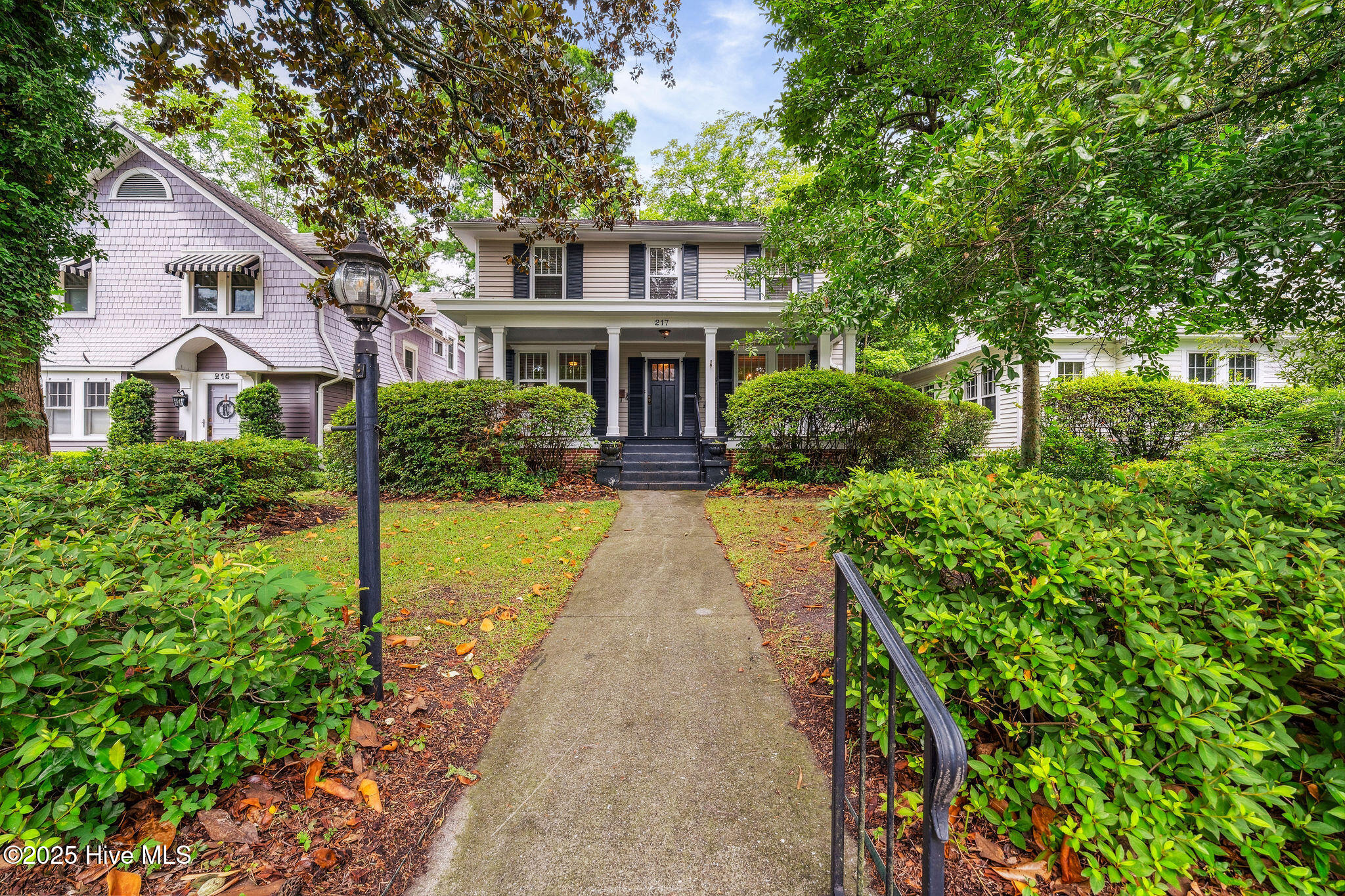 217 N 18th Street, Wilmington, NC 28405 – photo 2: 217N18thSt-220