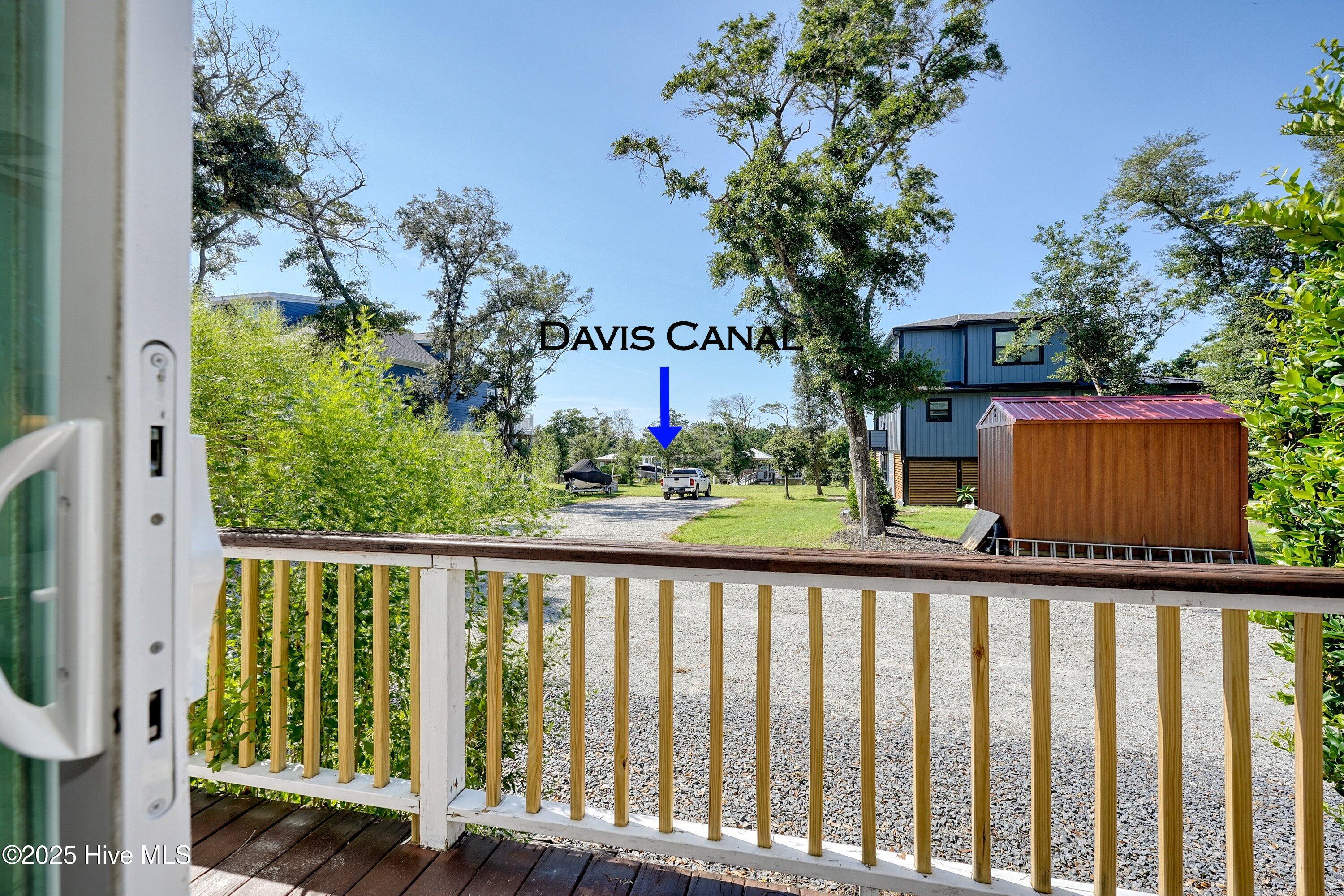 100527837 | Photo 33