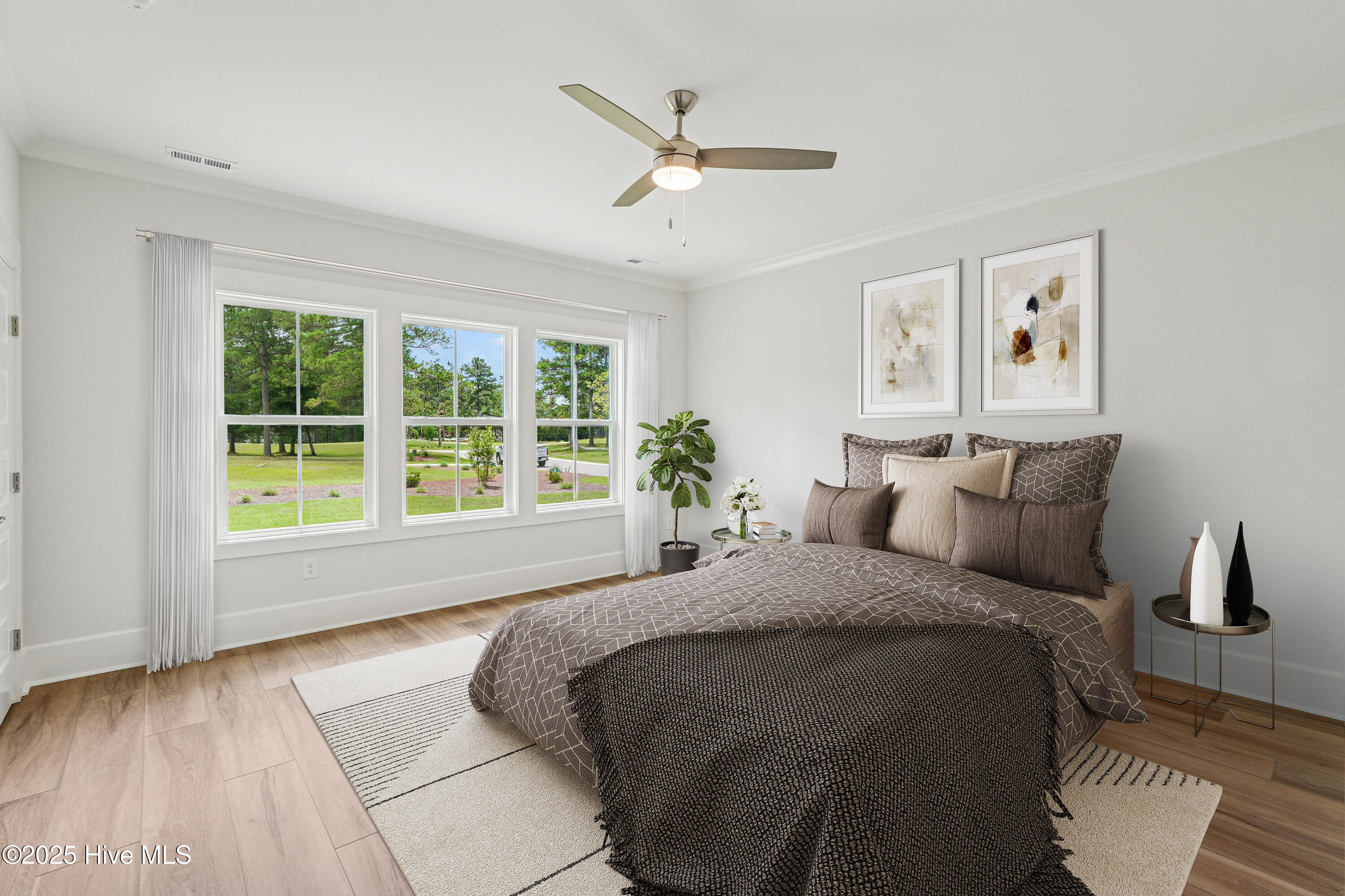 100540869 | Photo 10