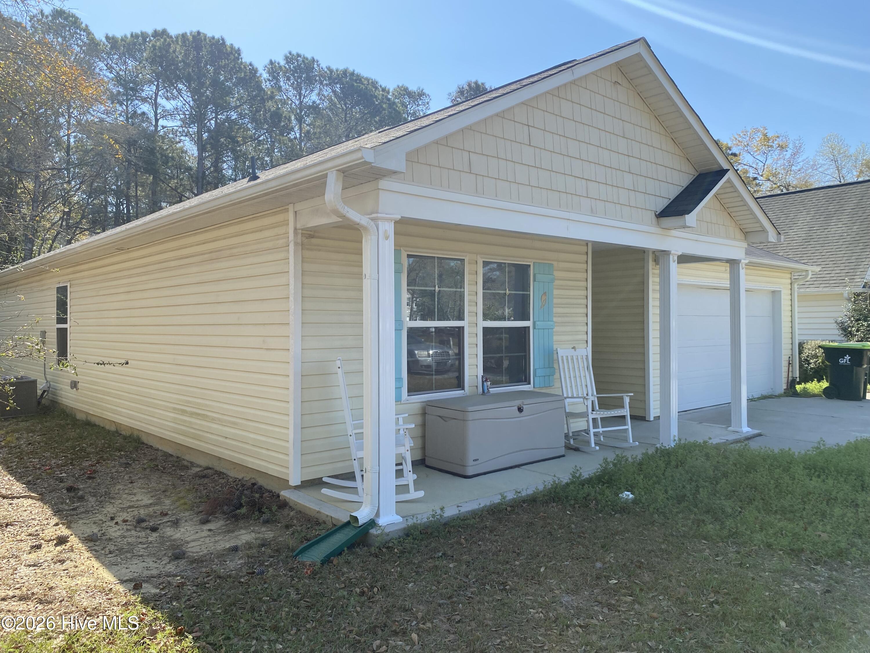 100566692 | Photo 14