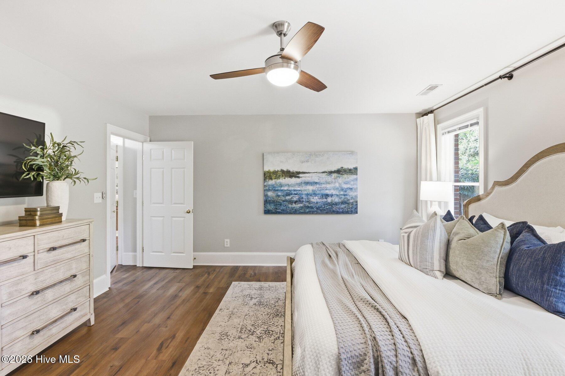 100566257 | Photo 22