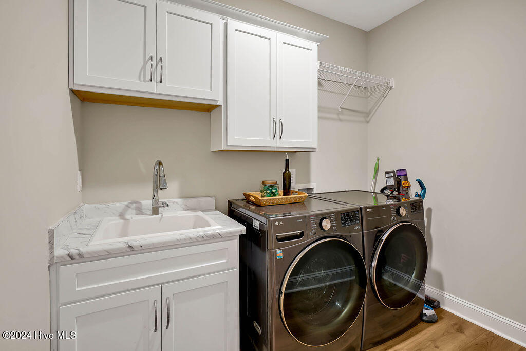 100527191 | Photo 20