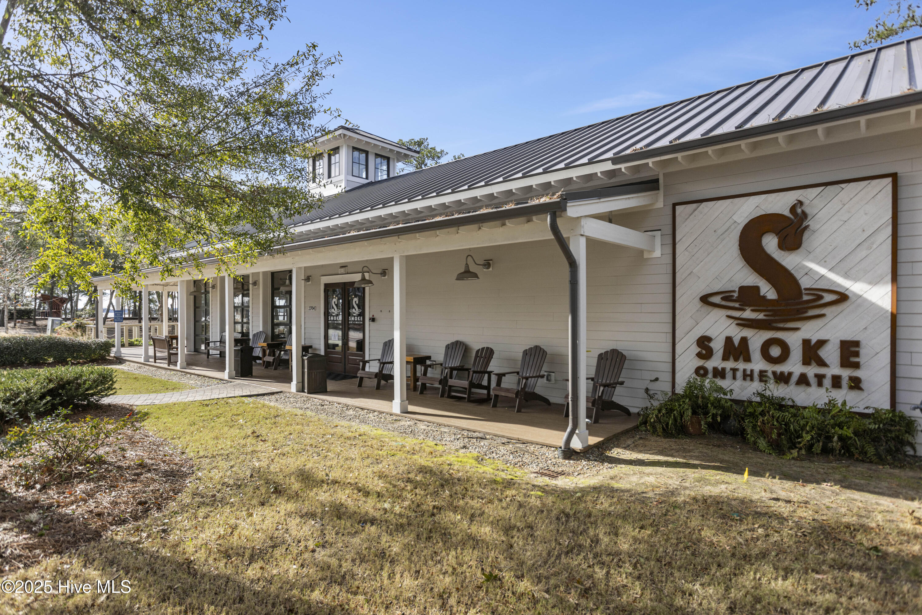 100532923 | Photo 84