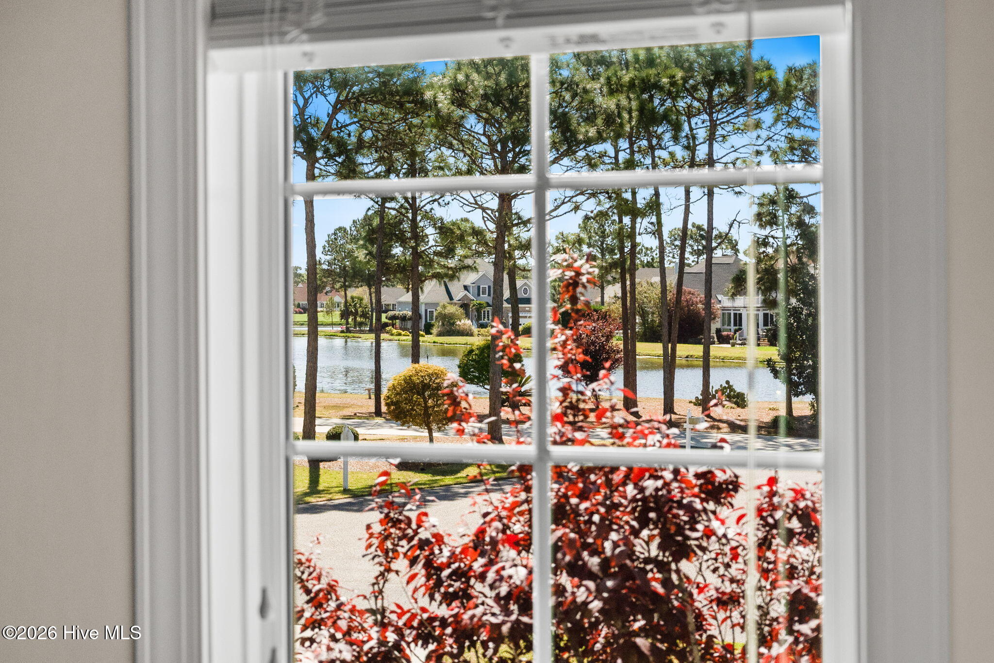 Undisclosed Address, Southport, NC, 28461