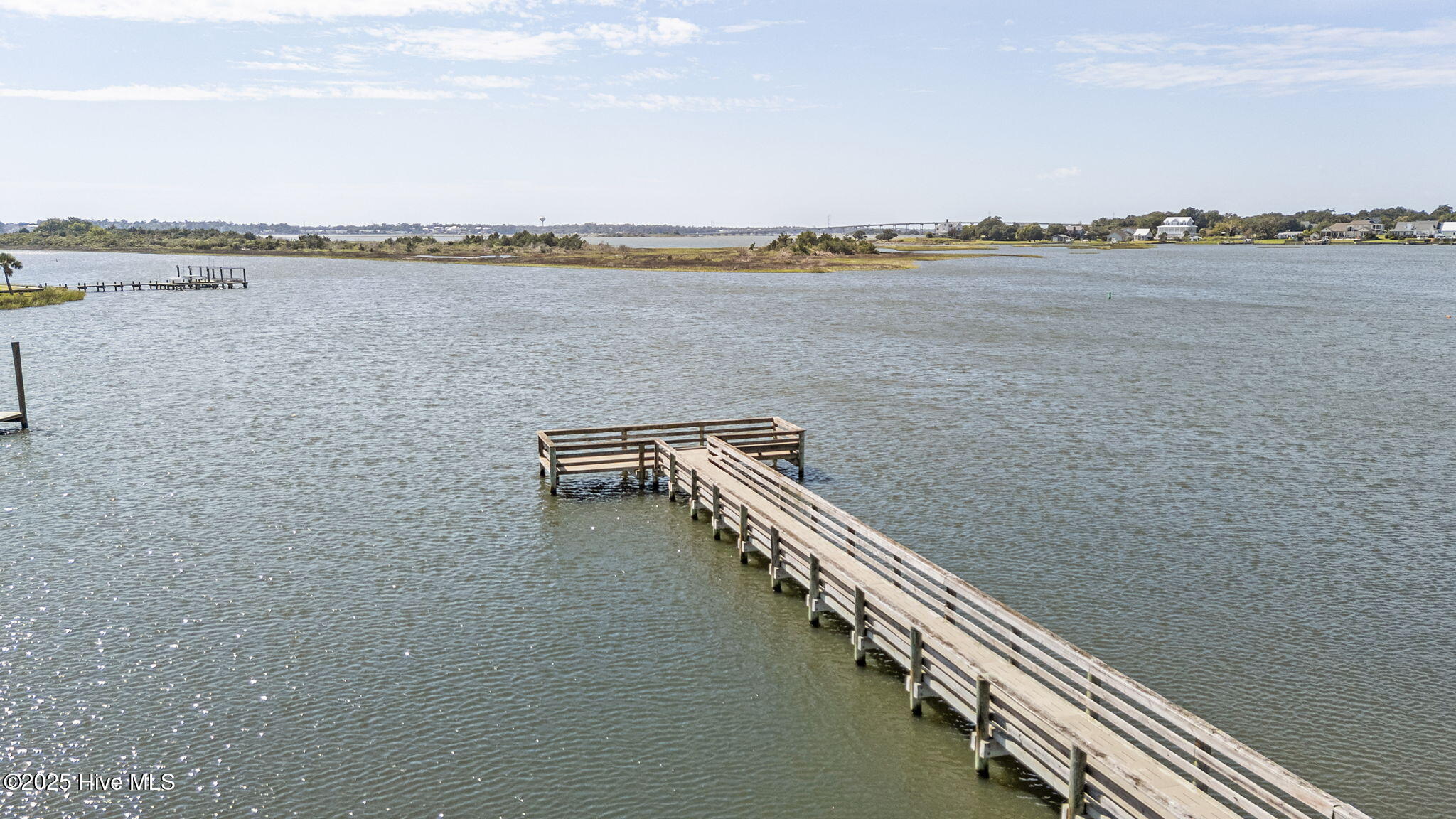 100534218 | Photo 38