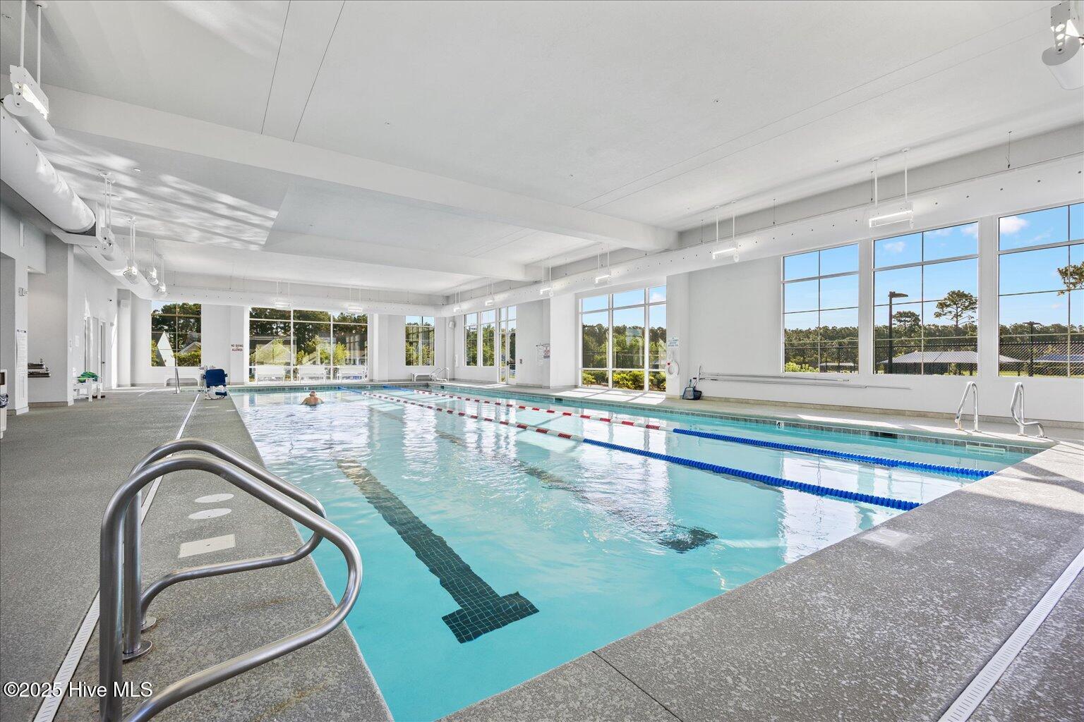 100513881 | Photo 71