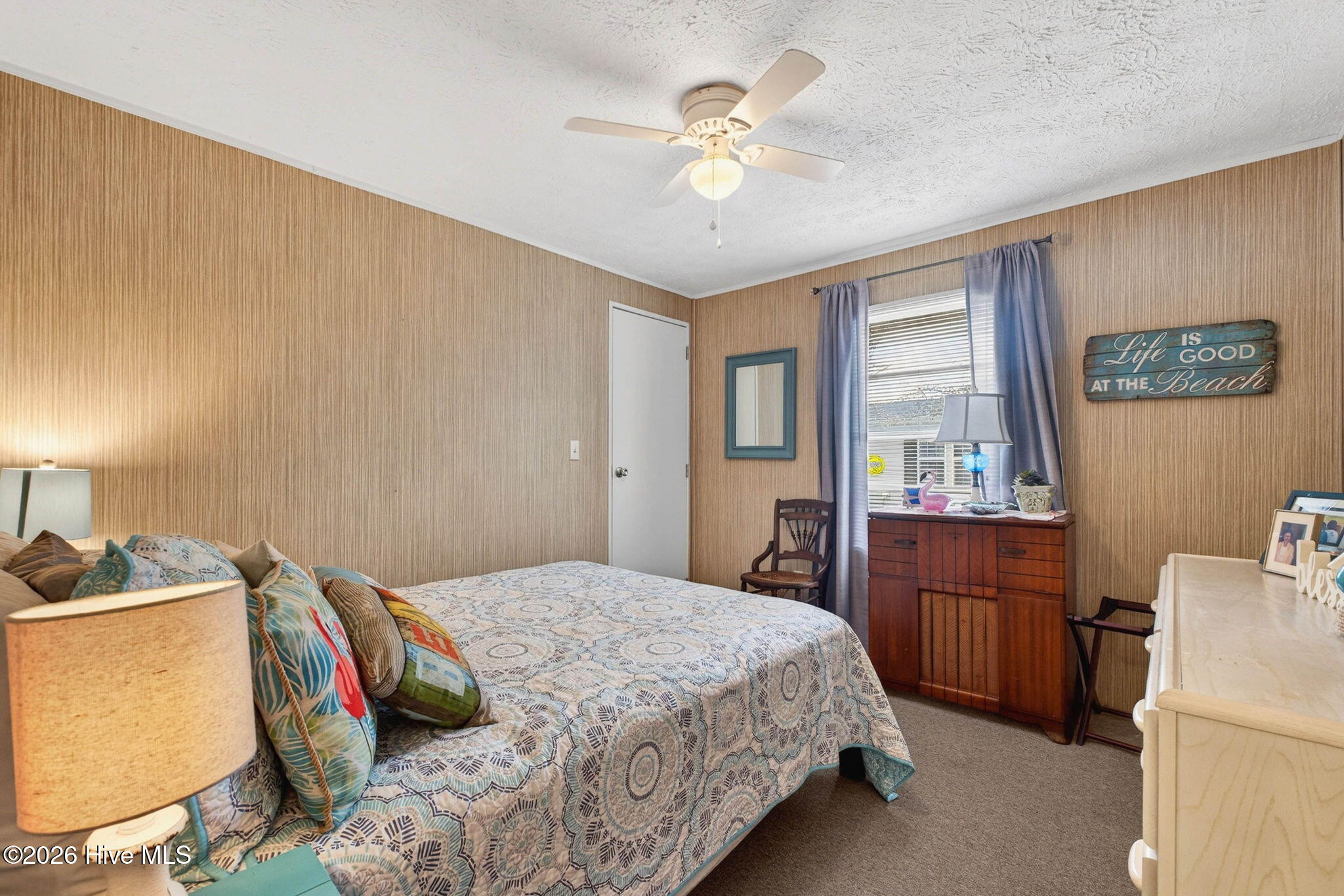 100557297 | Photo 35