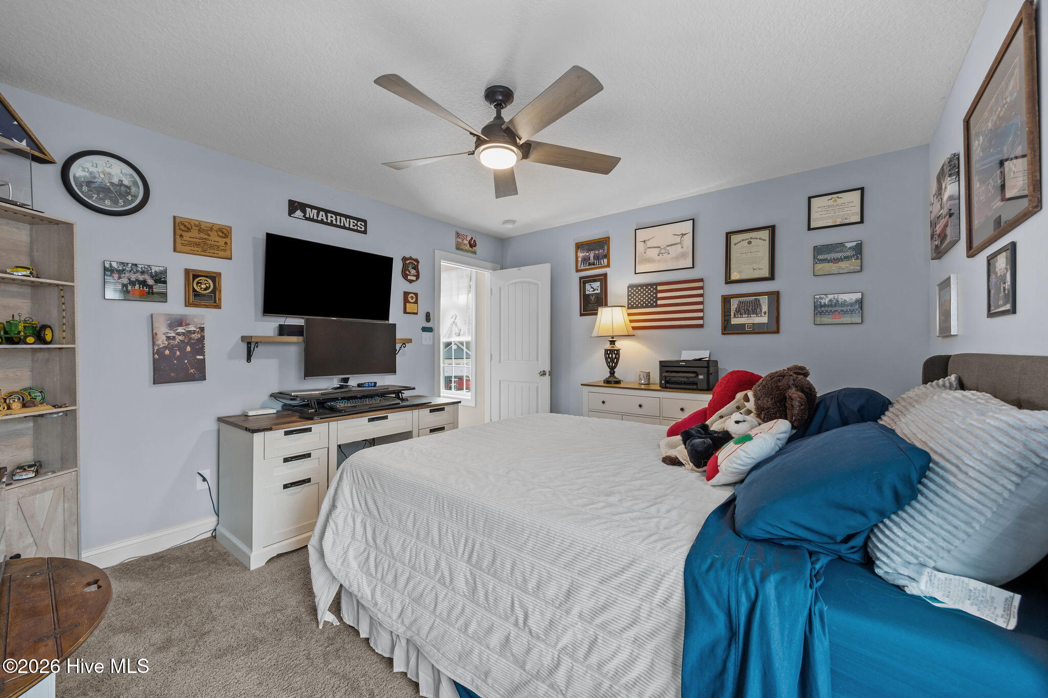 100551415 | Photo 26