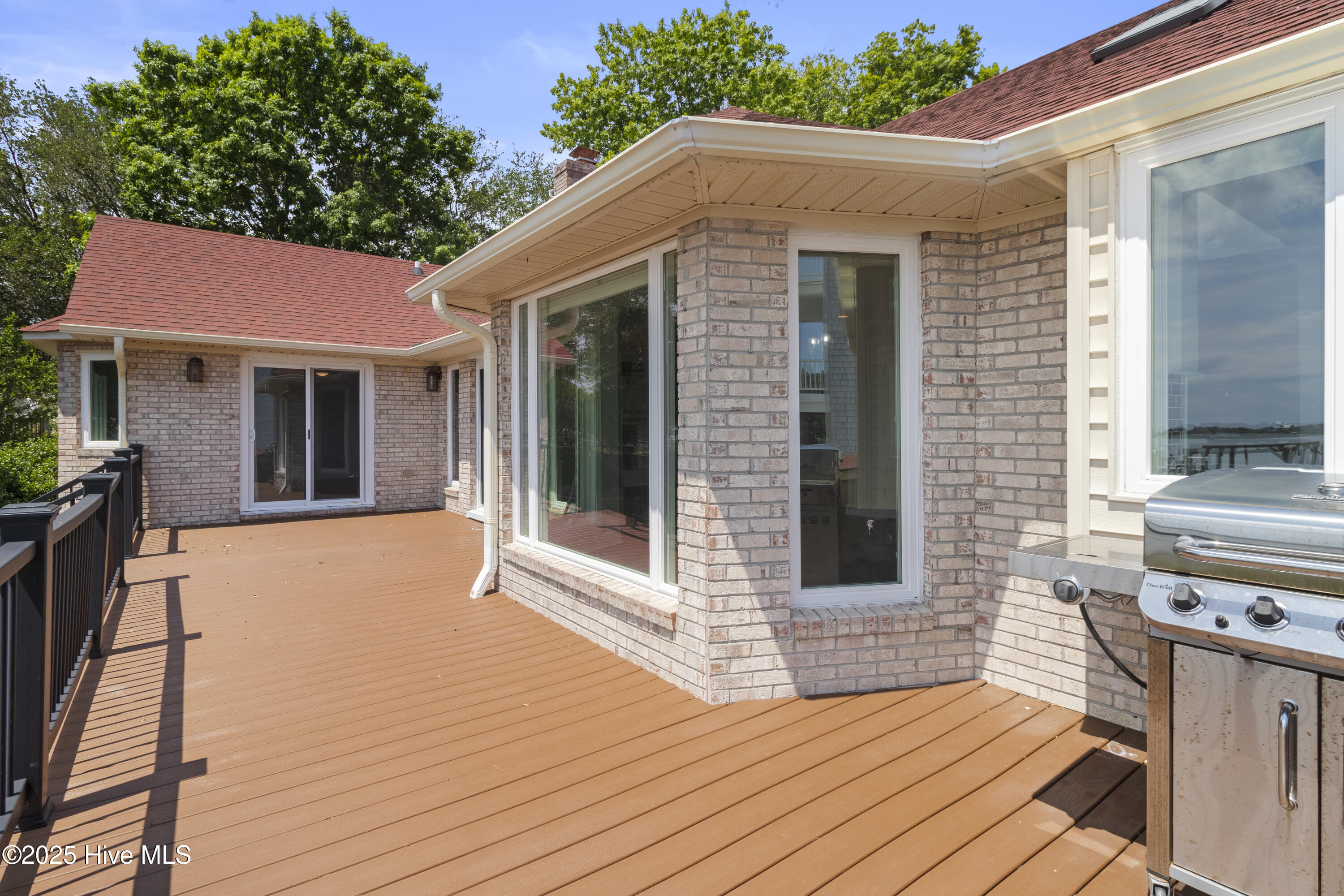 100556358 | Photo 60