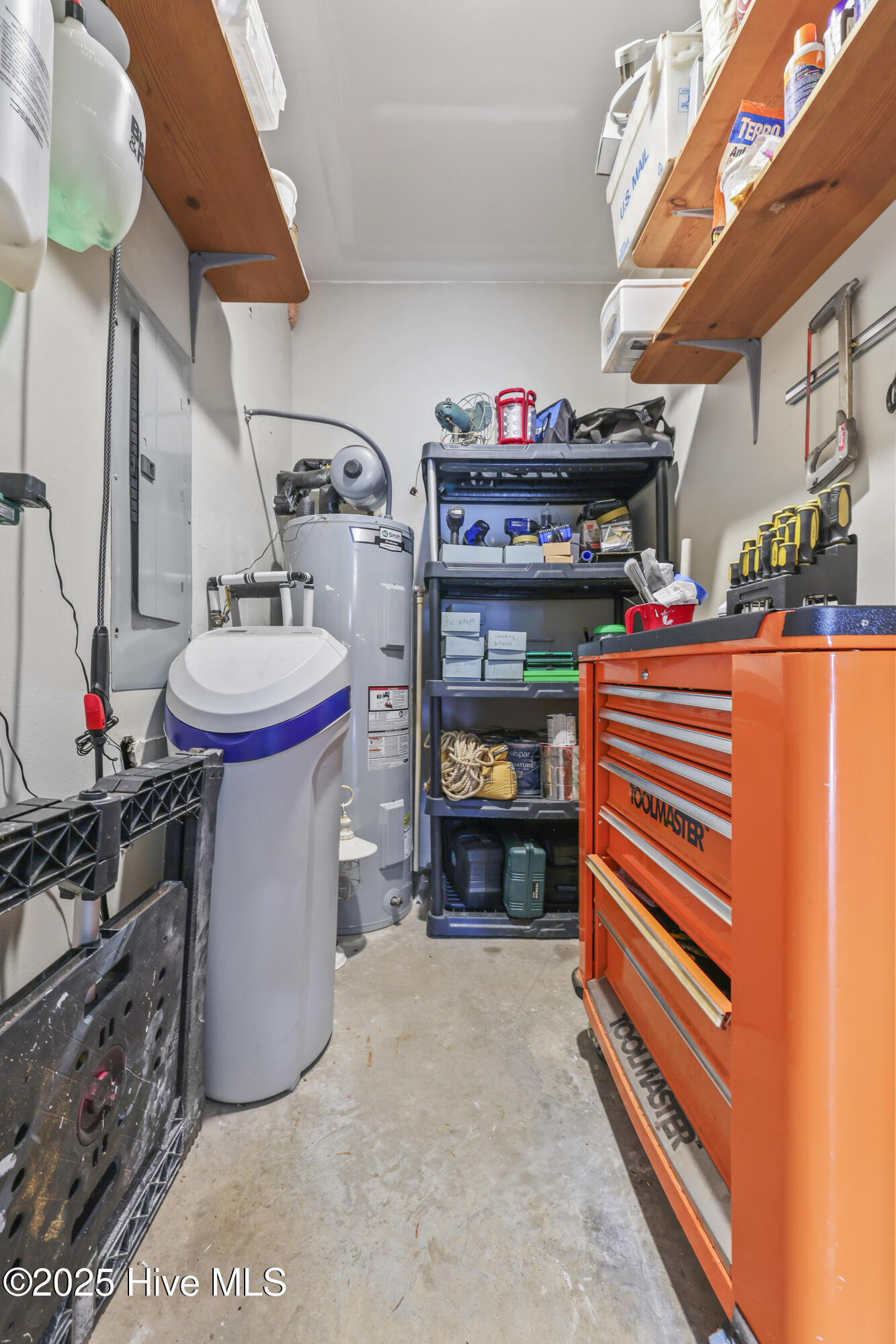 100536378 | Photo 43