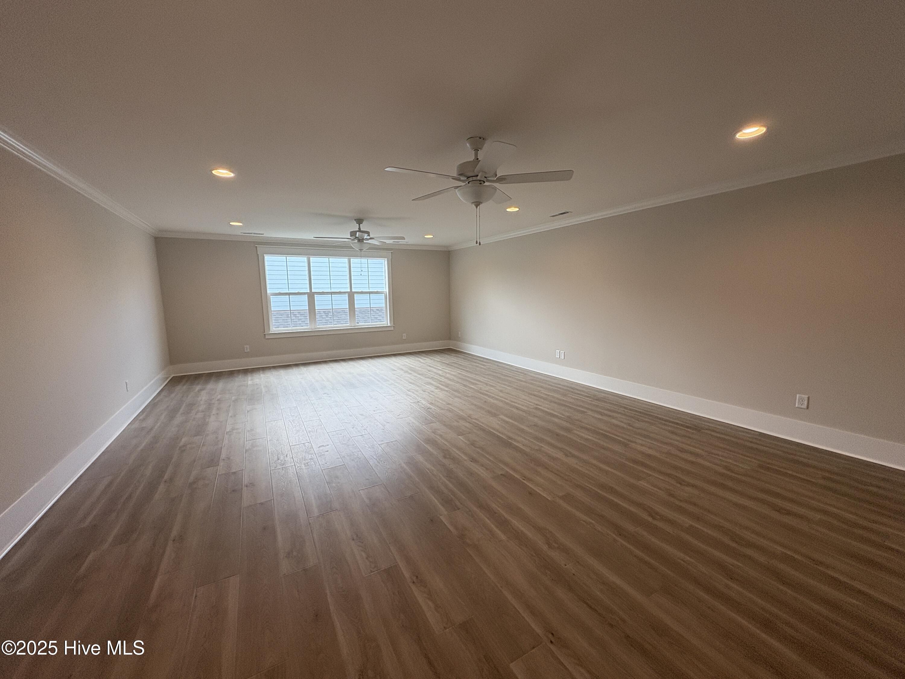 100503303 | Photo 39