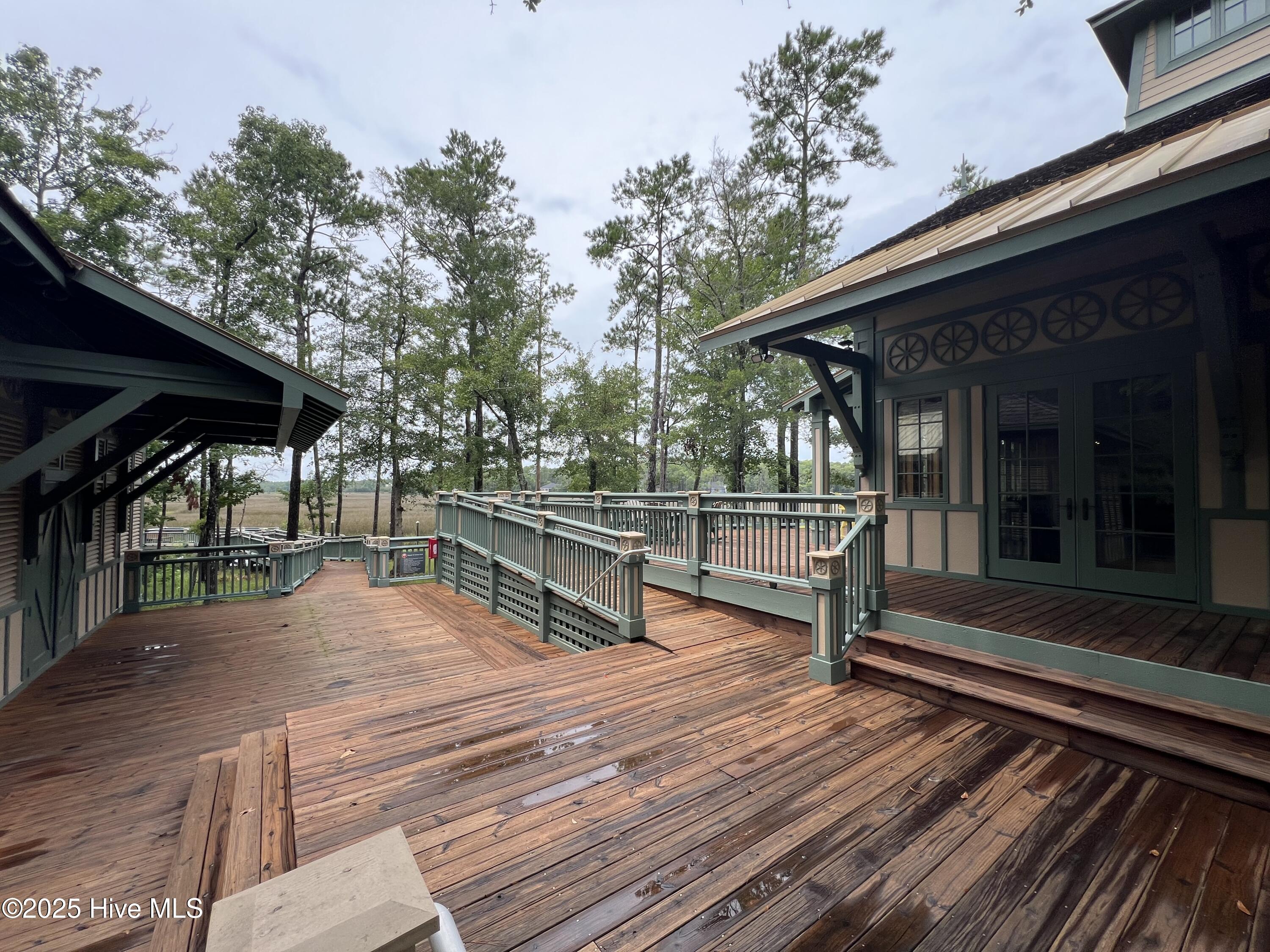 100527062 | Photo 27