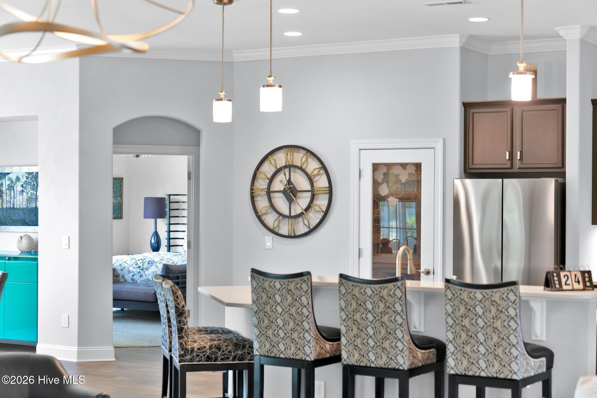 100569949 | Photo 16