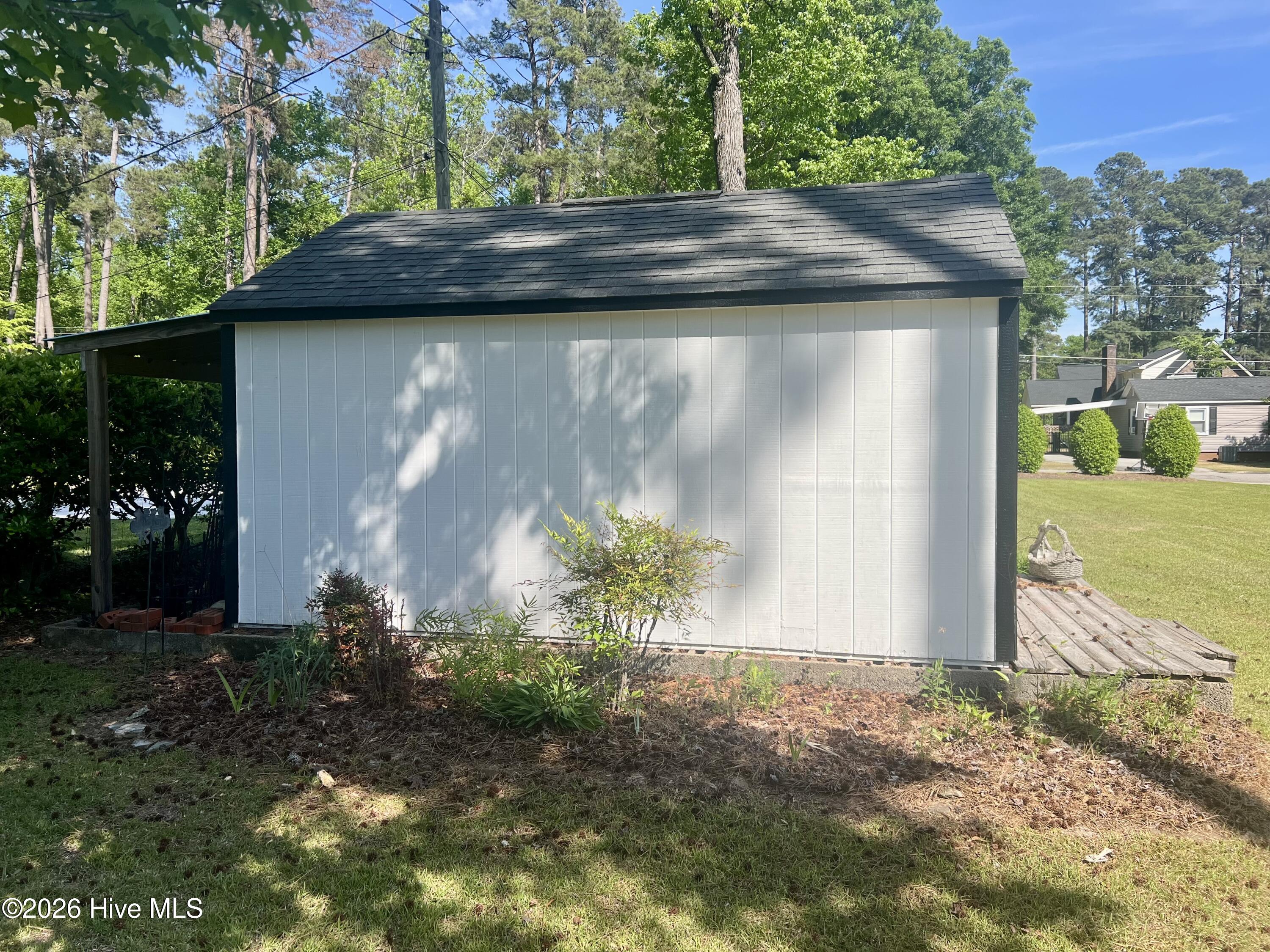 100567378 | Photo 33