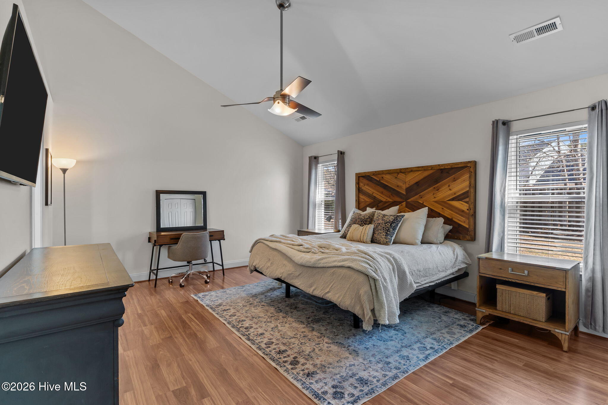 100556757 | Photo 20