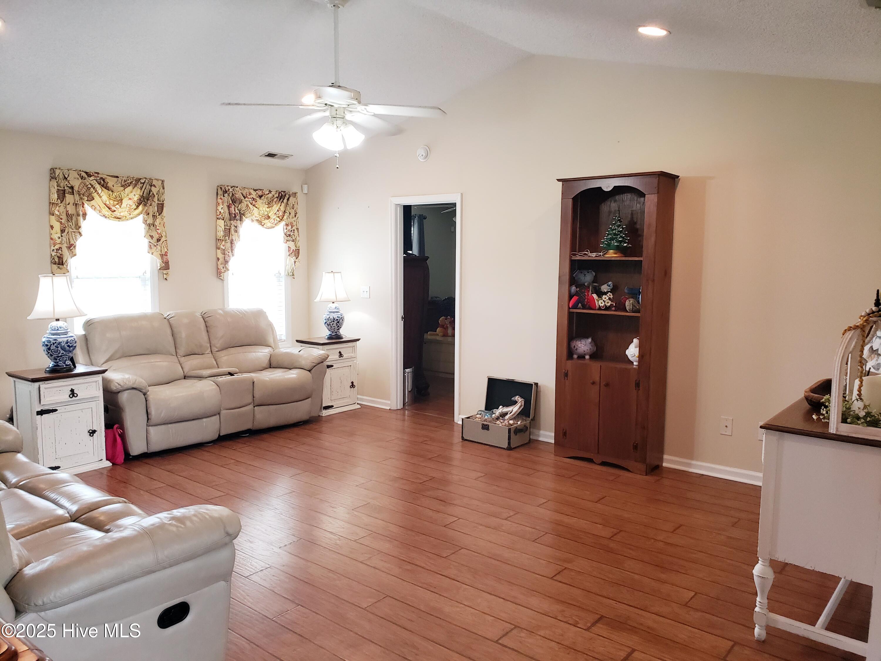 11061 Peacock Road, Chadbourn, NC, 28431