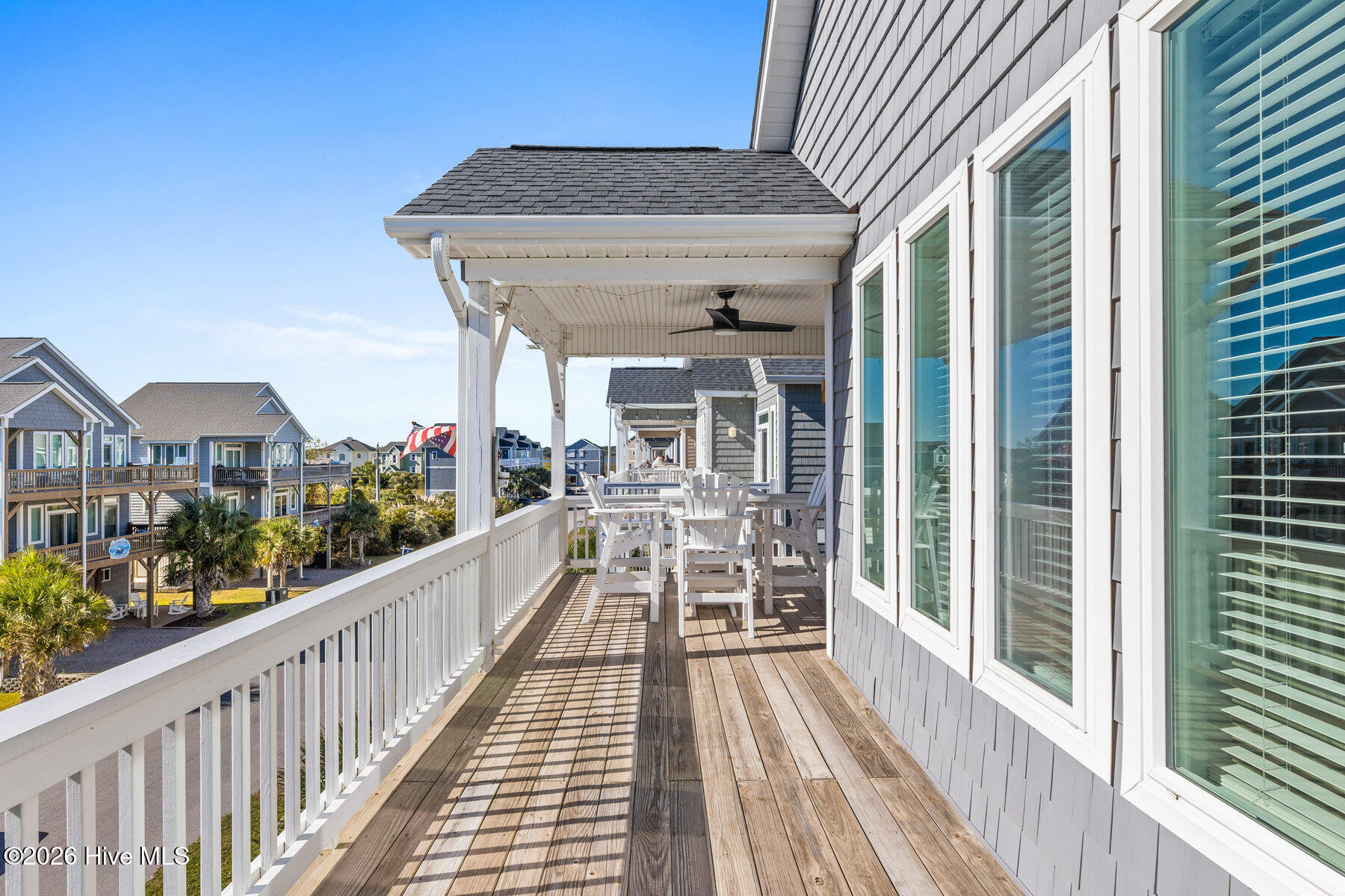 100555892 | Photo 42