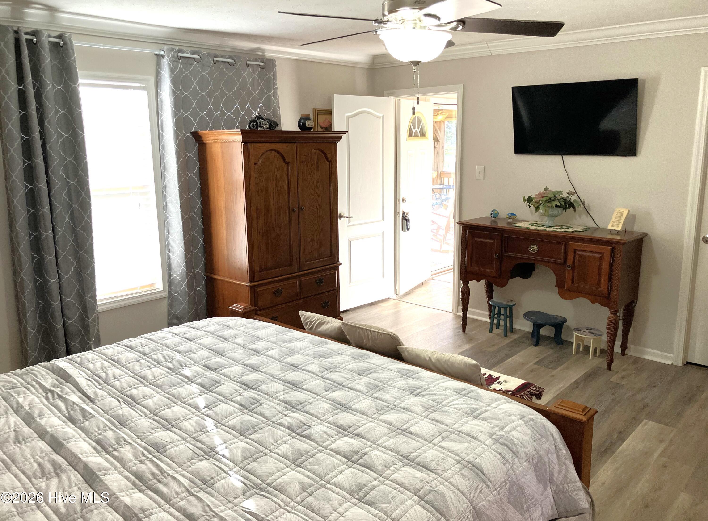 1406 White Oak River Road,Maysville