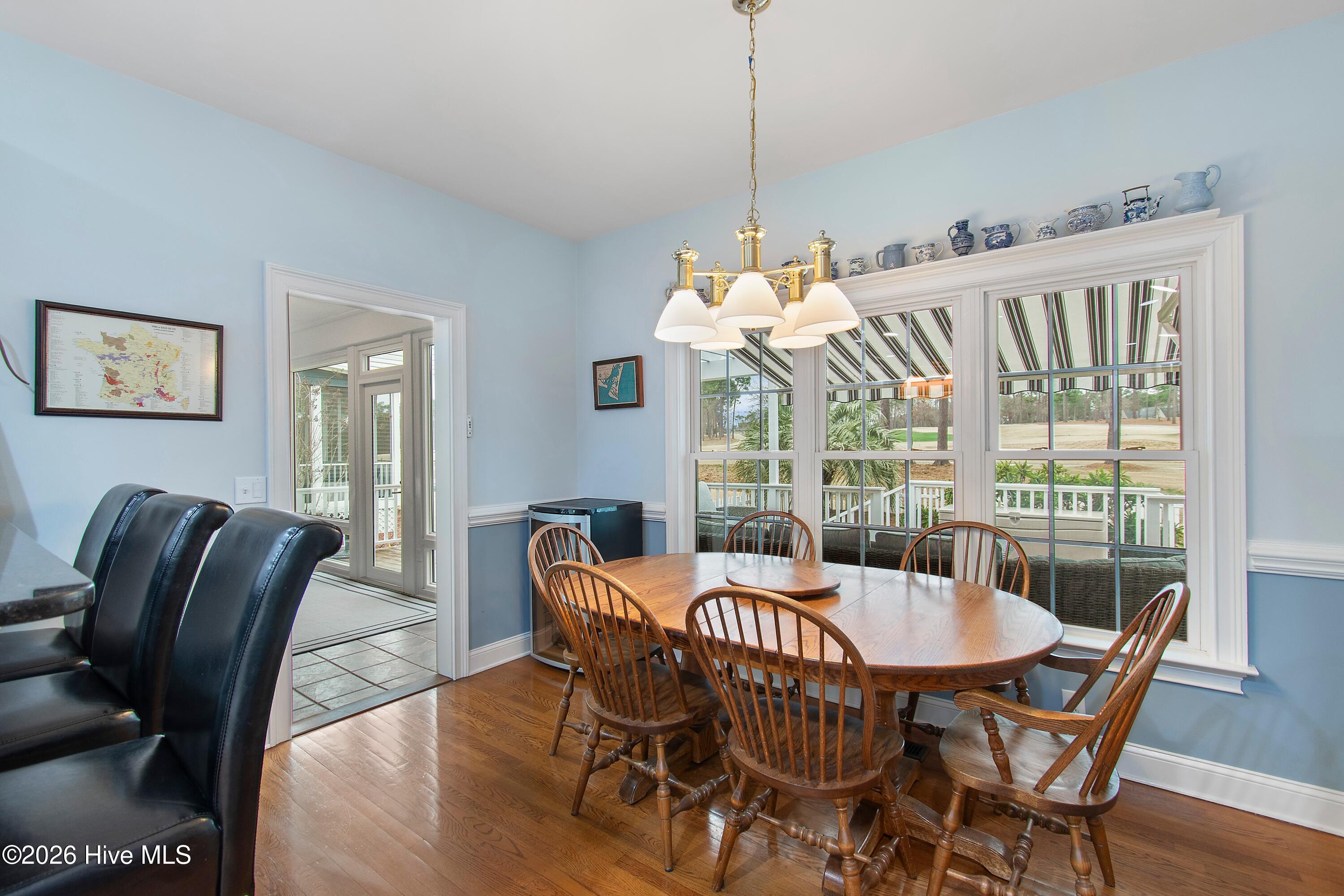 100557471 | Photo 28