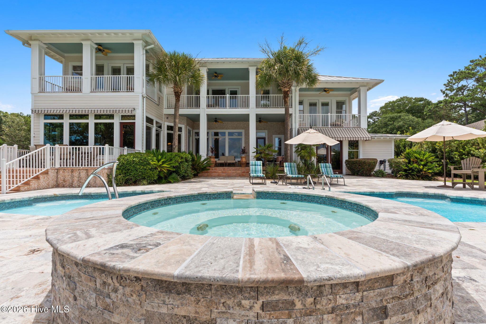 100554709 | Photo 29