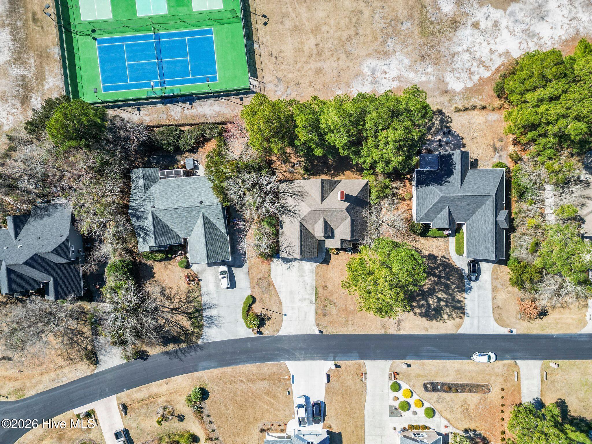 100554284 | Photo 51