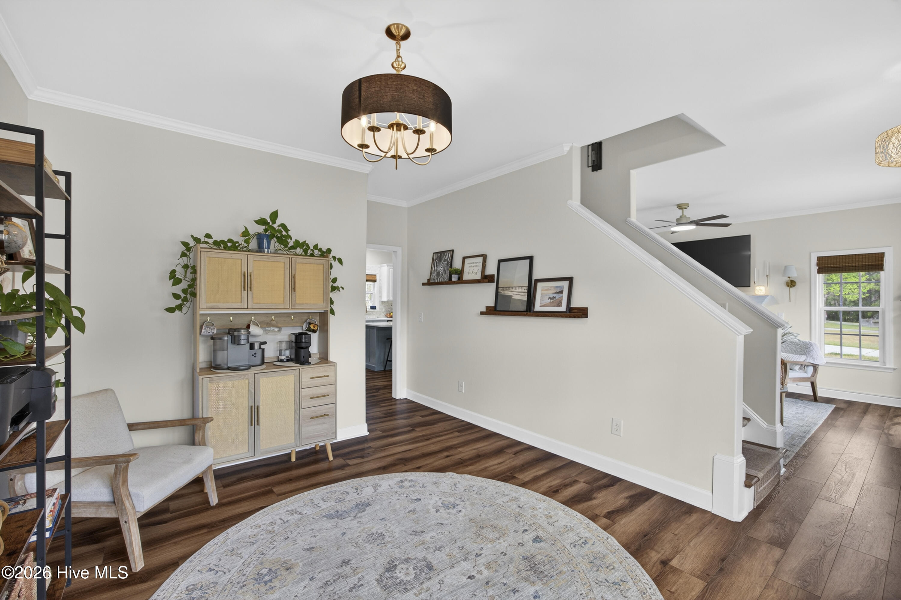 100565225 | Photo 31