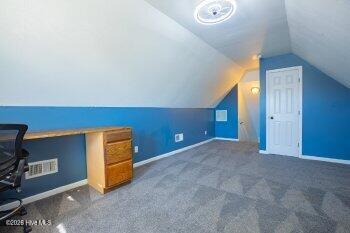 100570025 | Photo 24