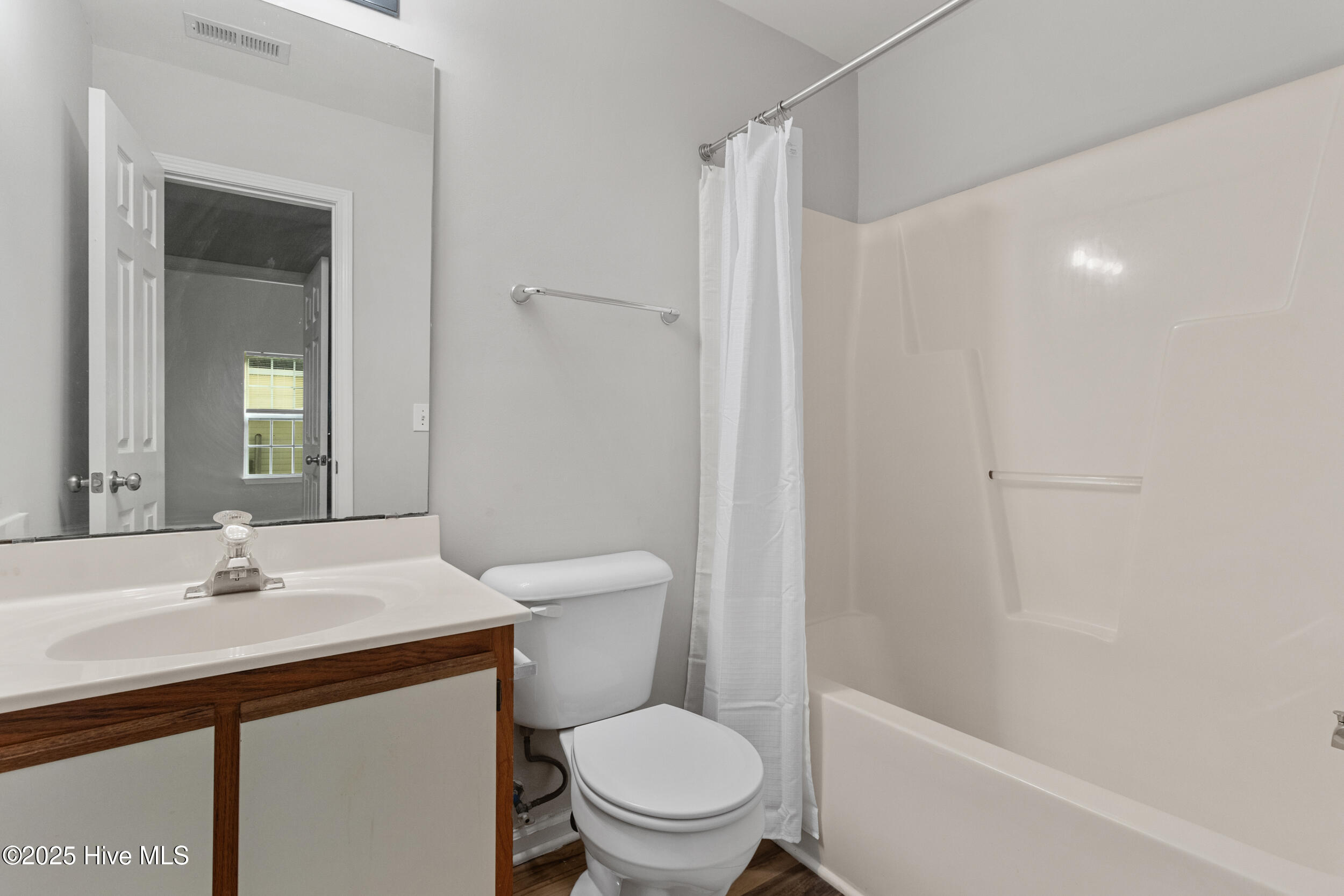 100534993 | Photo 22