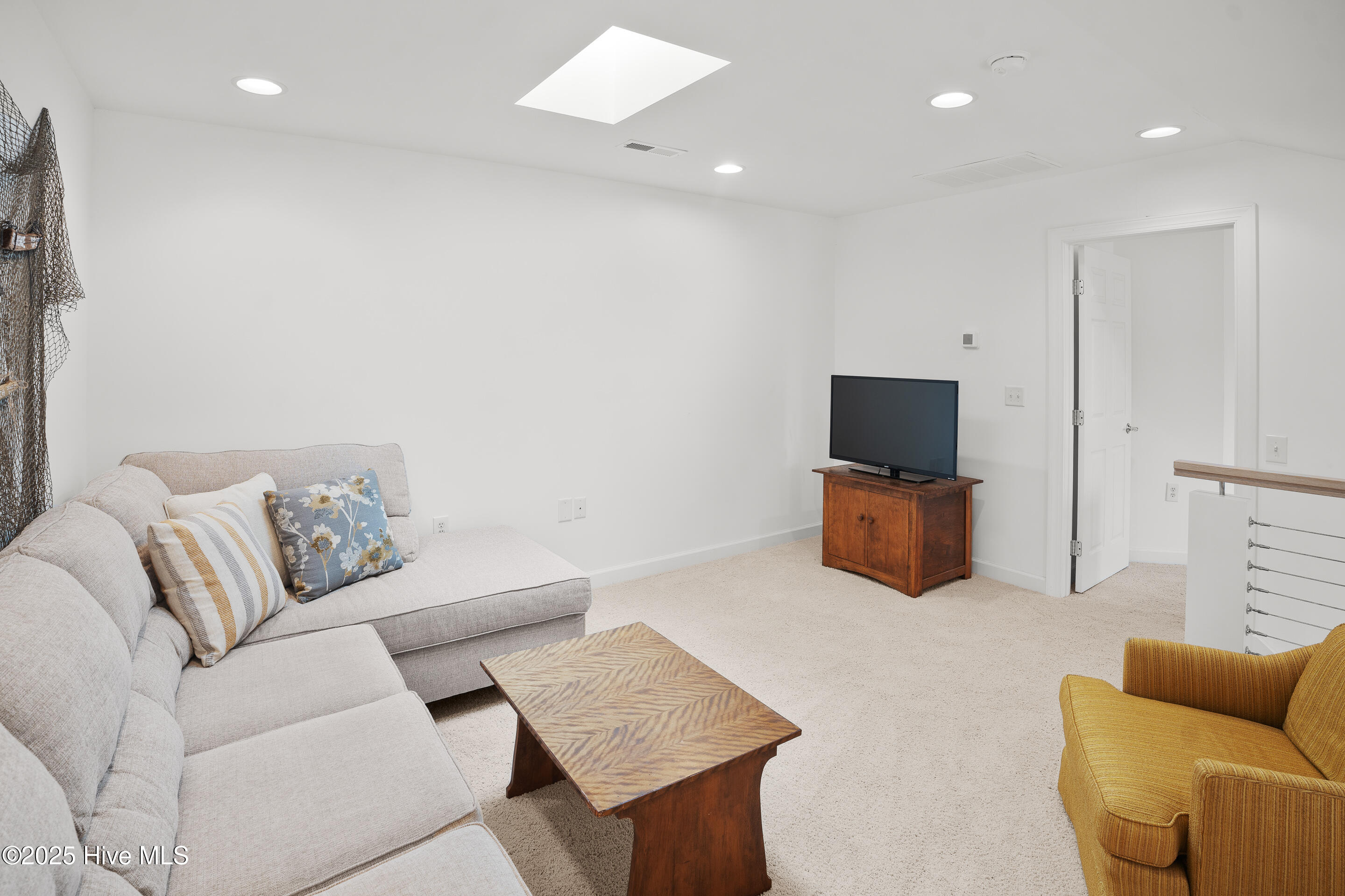 100526442 | Photo 28