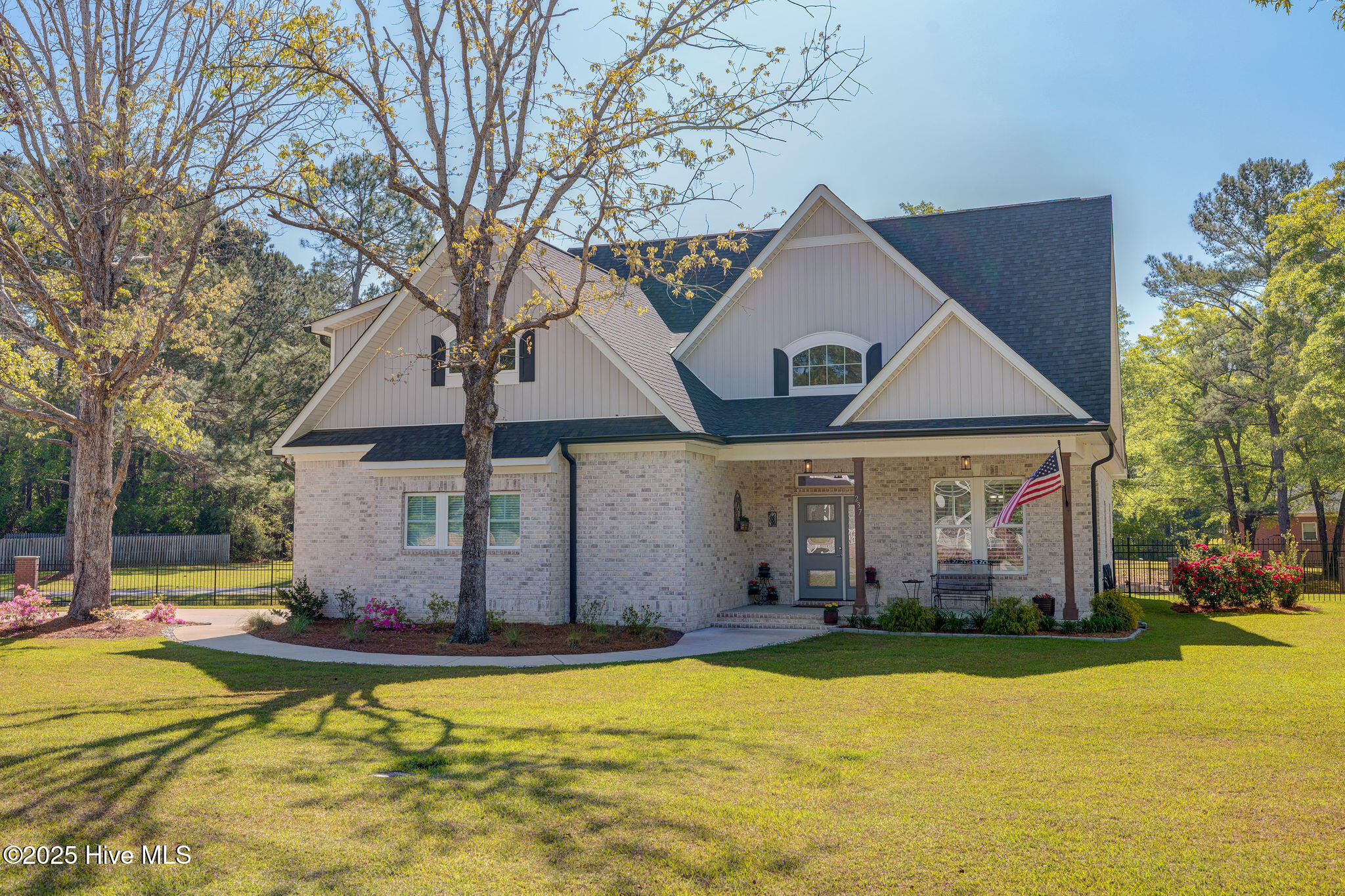 237PineVillageDrive-1