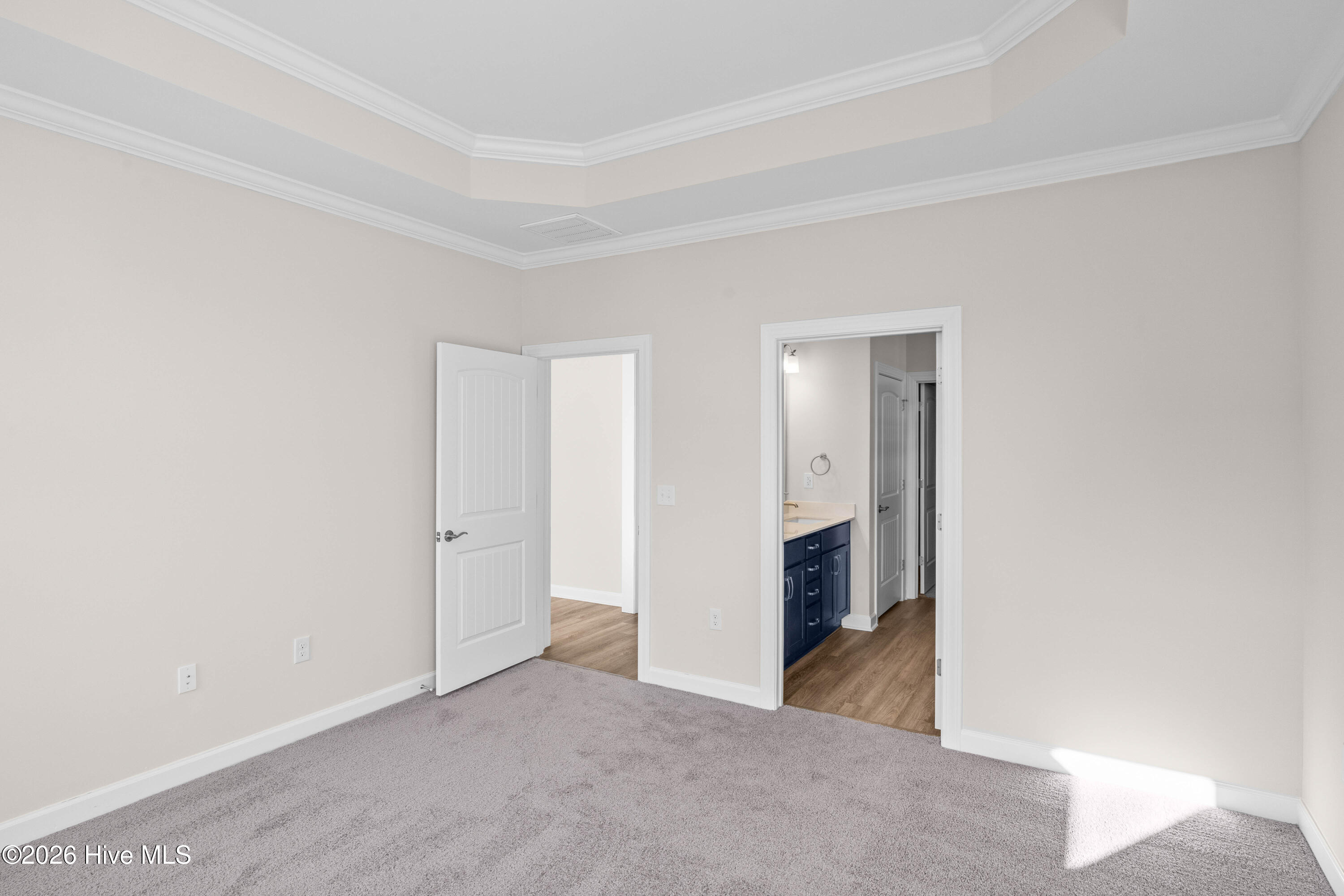 100493407 | Photo 20