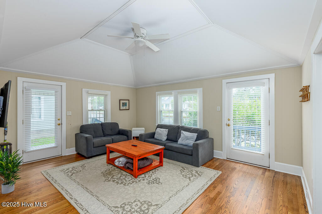 1407 Arendell Street,Morehead City