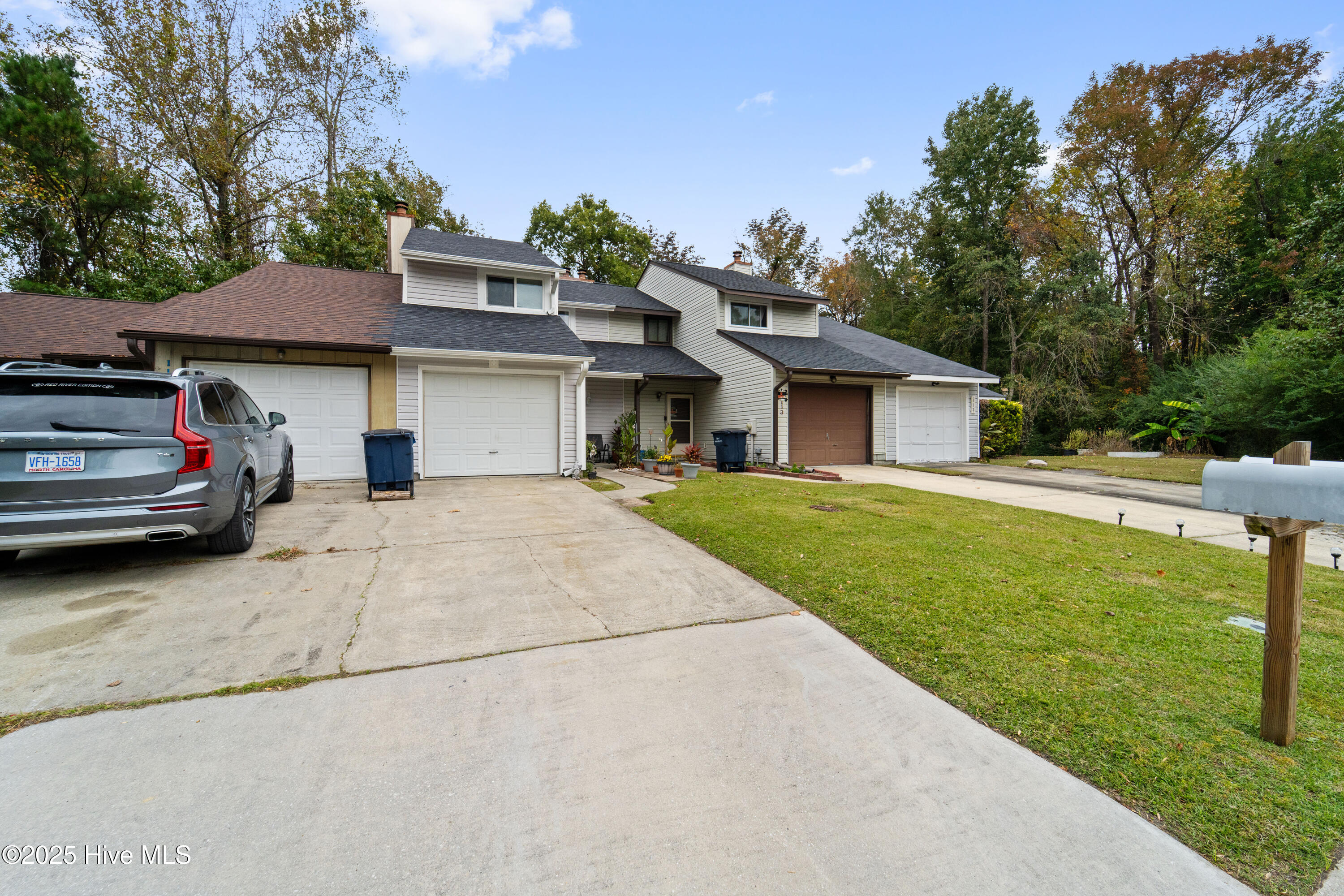 100538926 | Photo 10