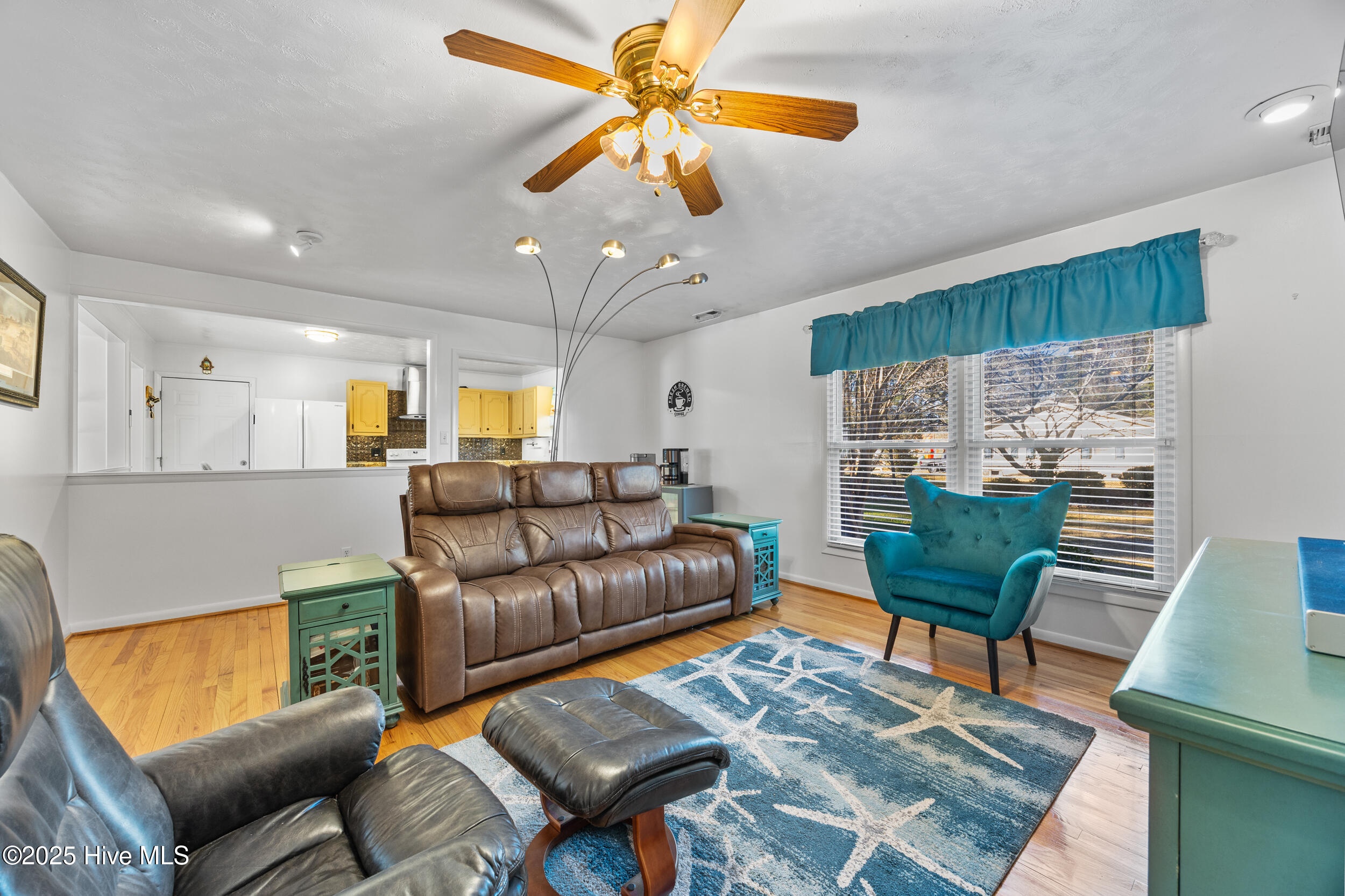 100546474 | Photo 19