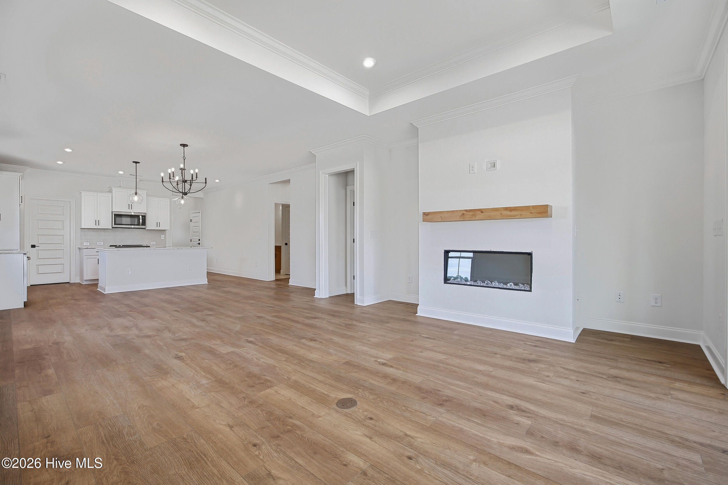 100540369 | Photo 17