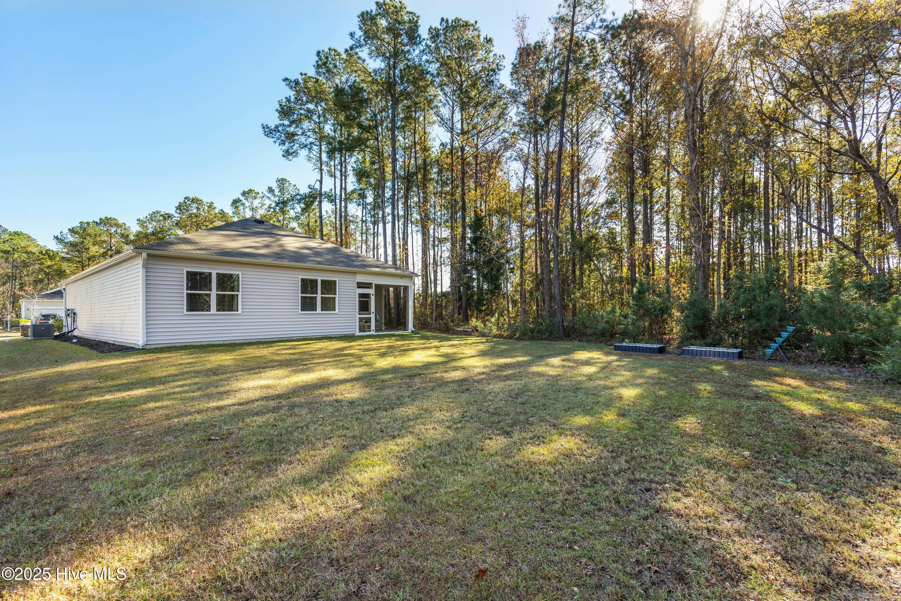 100543257 | Photo 29