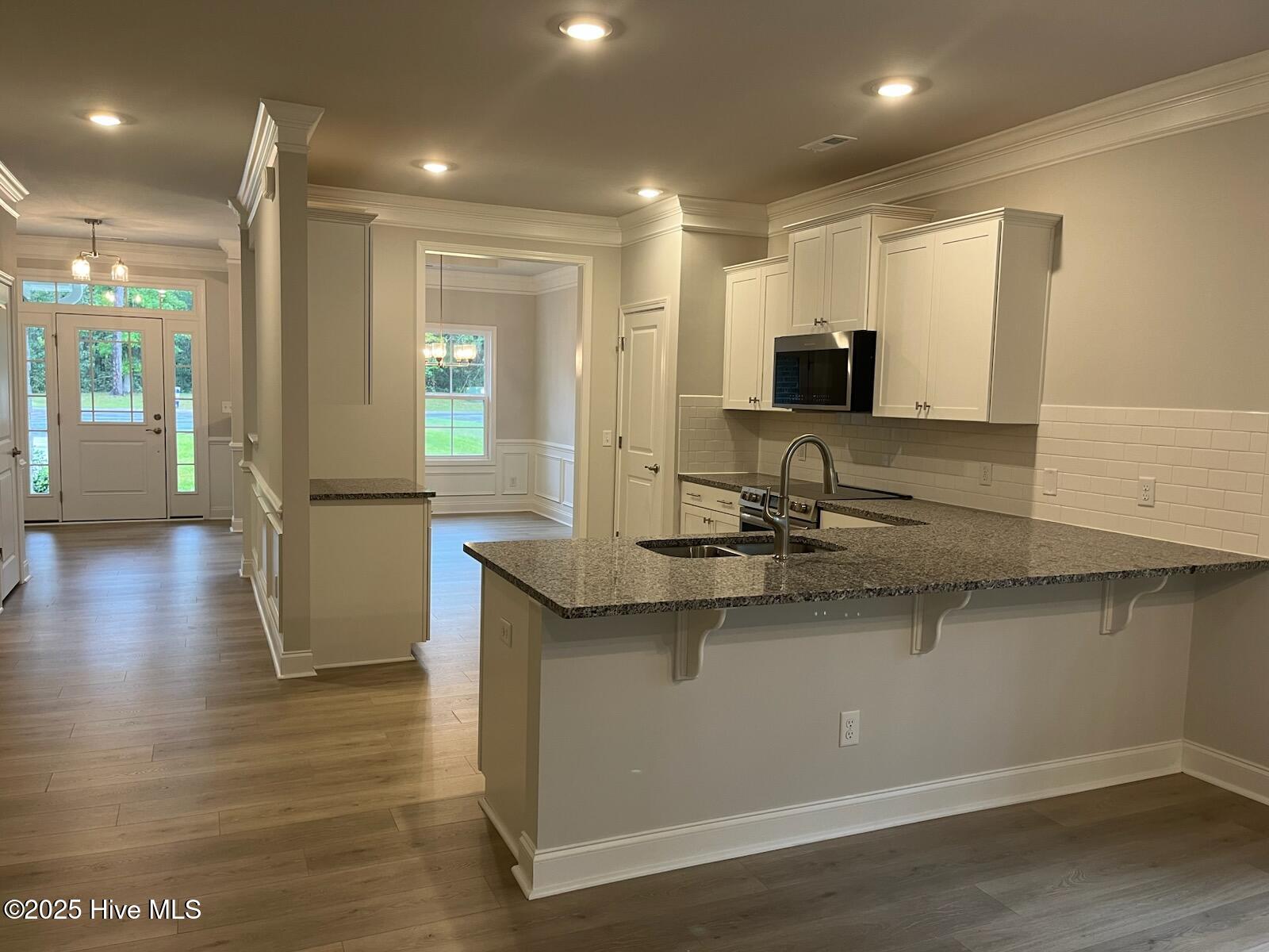 100420978 | Photo 16