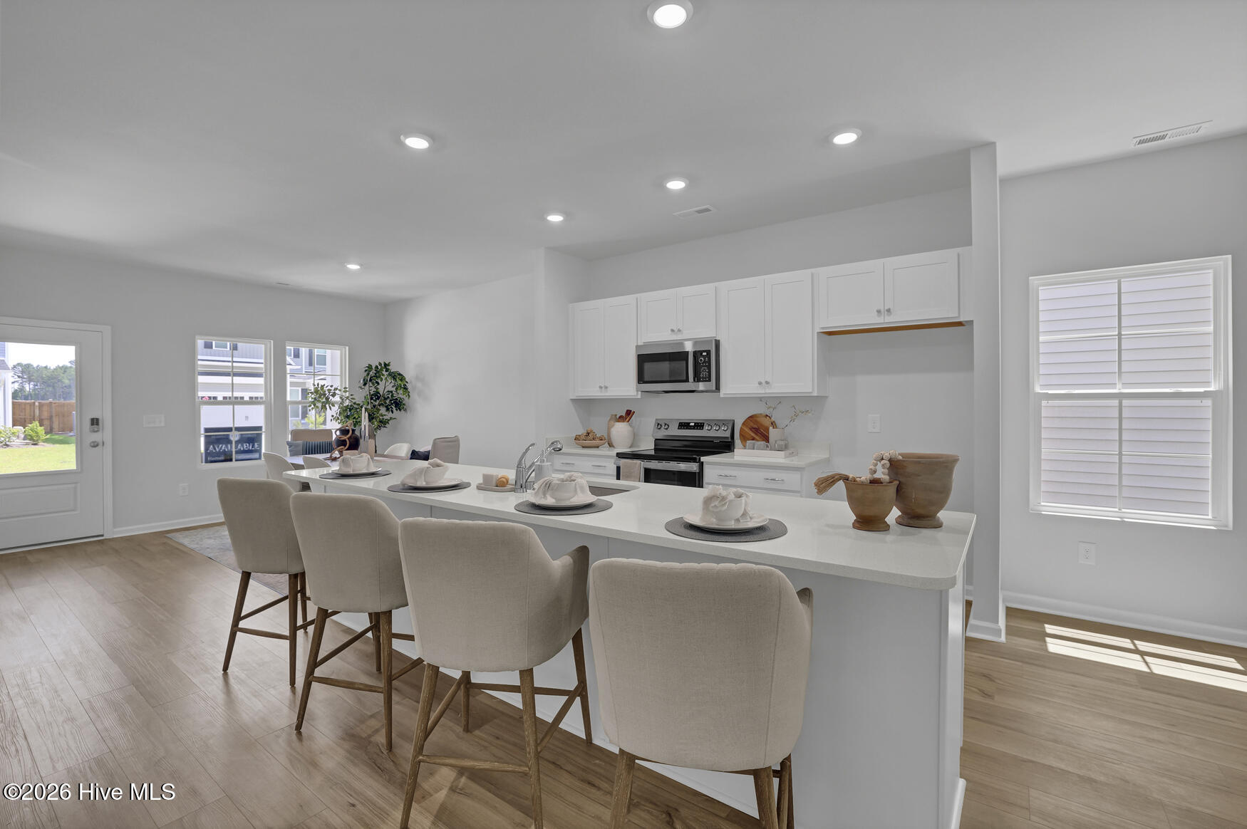 446 Galloping Foal Way SE — listing photograph 4