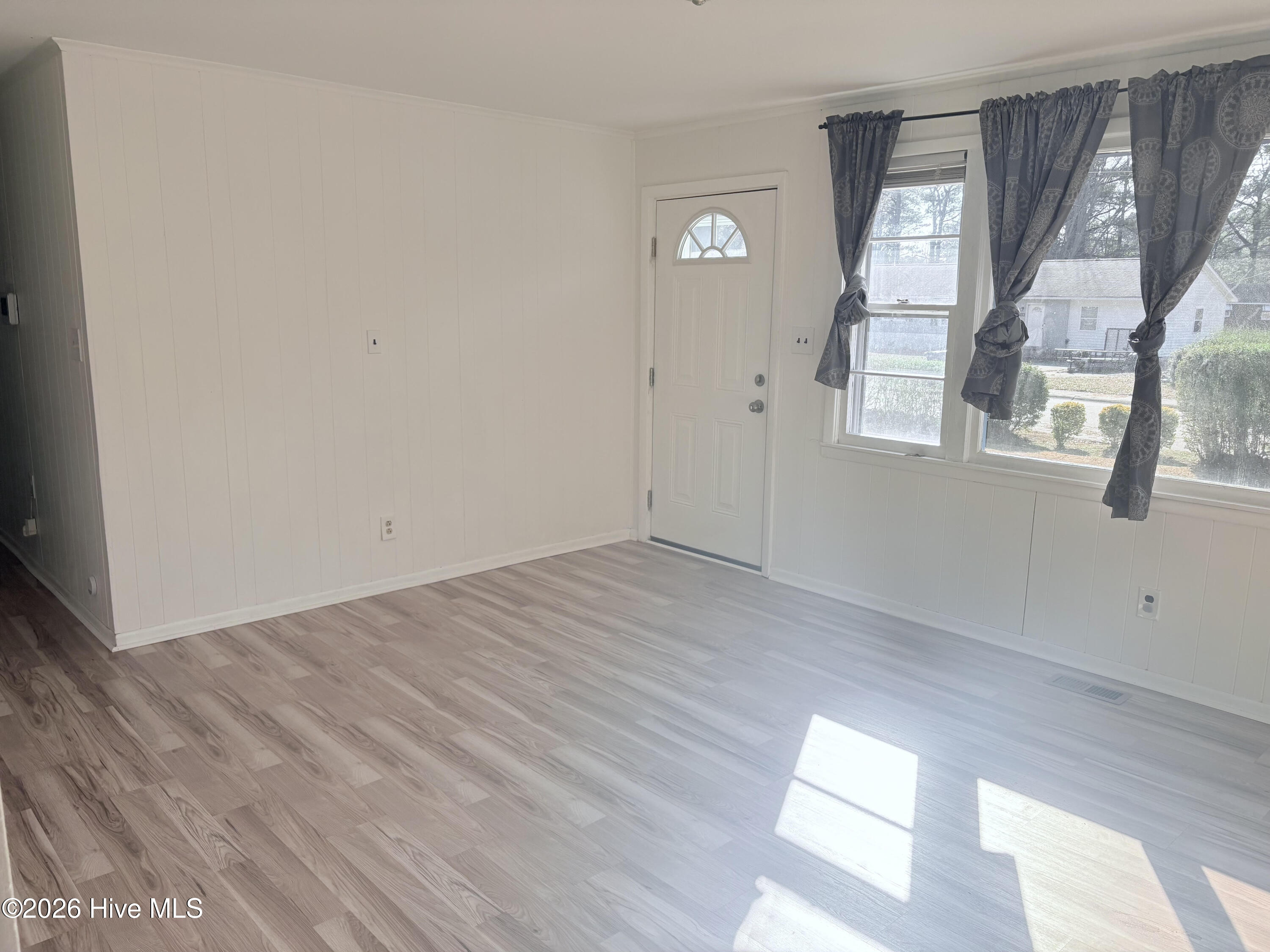 100553581 | Photo 10